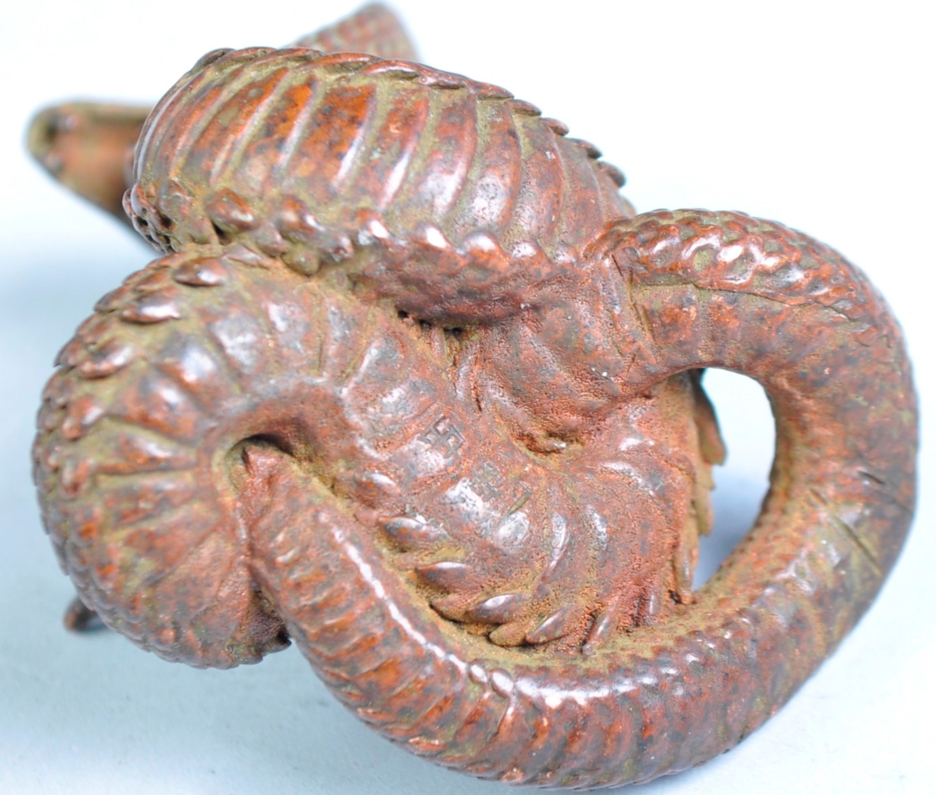 ANTIQUE JAPANESE MEIJI PERIOD SIGNED BRONZE OF A SNAKE - Image 4 of 5