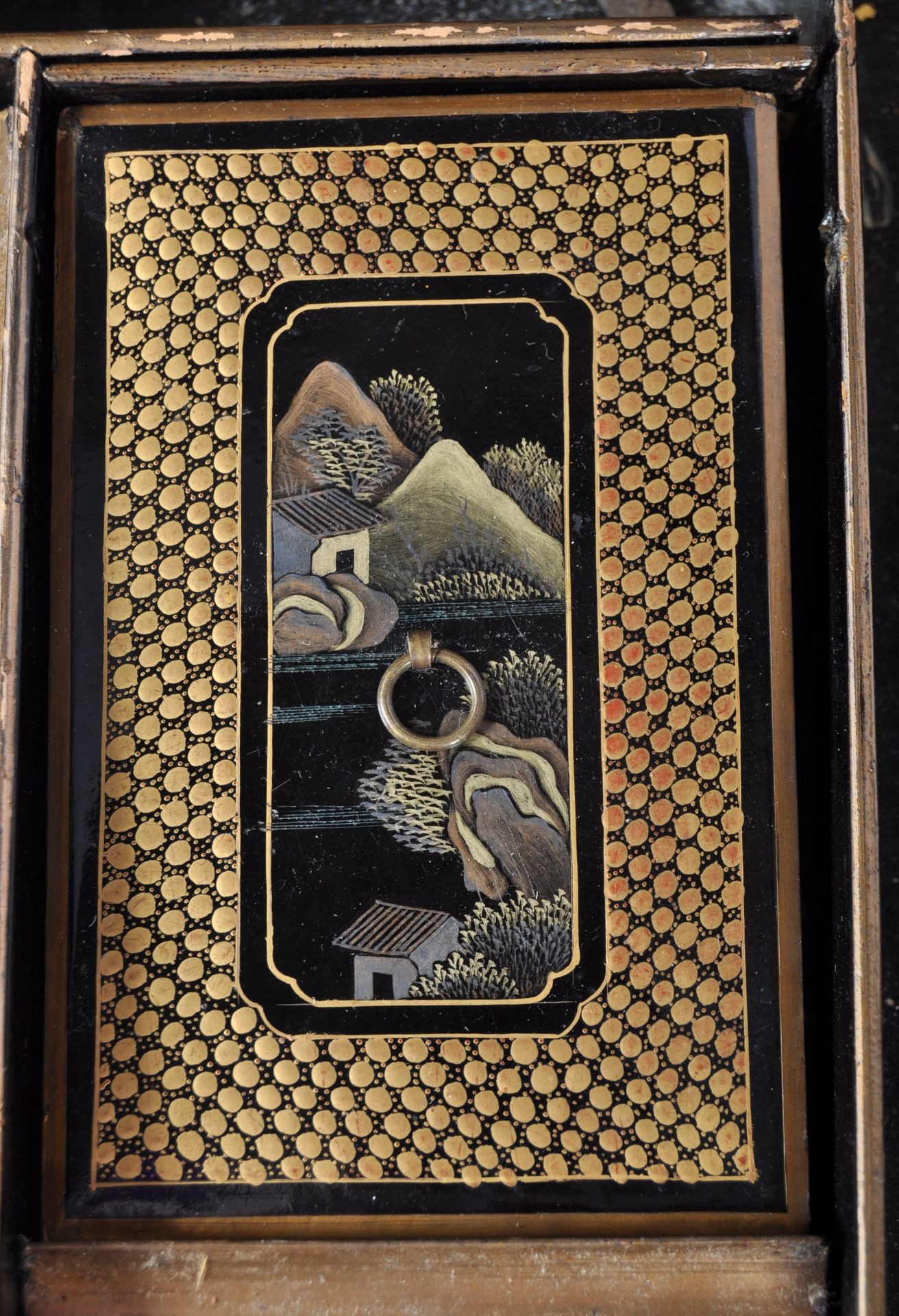 ANTIQUE 19TH CENTURY CHINESE BLACK LACQUER CHINOISERIE CABINET - Image 12 of 22