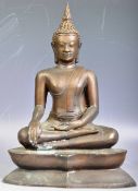 19TH CENTURY CHINESE TIBETAN BRONZE FIGURE OF BUDDHA