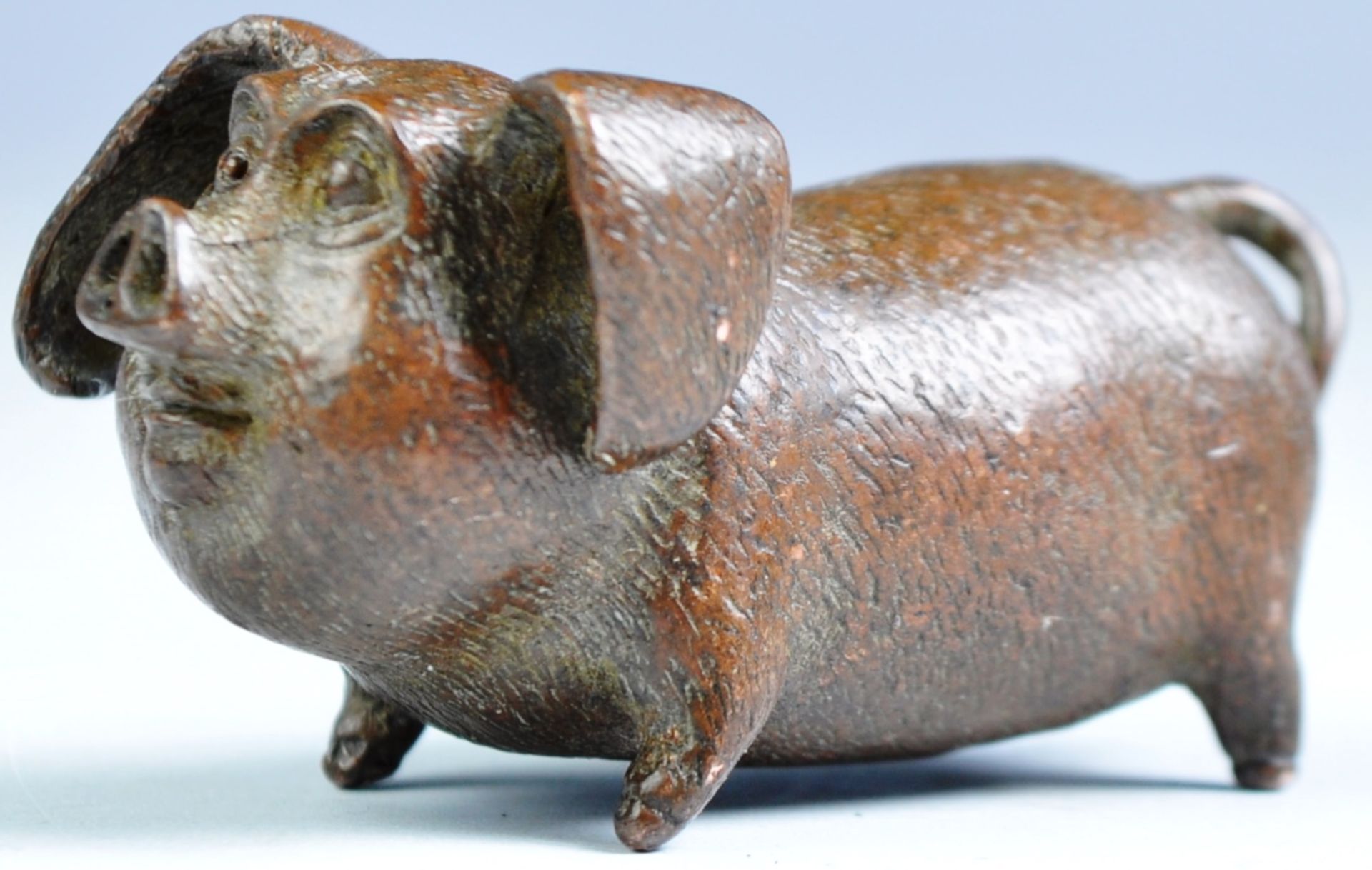 EARLY 20TH CENTURY CHINESE BRONZE ZODIAC PIG - Bild 4 aus 4