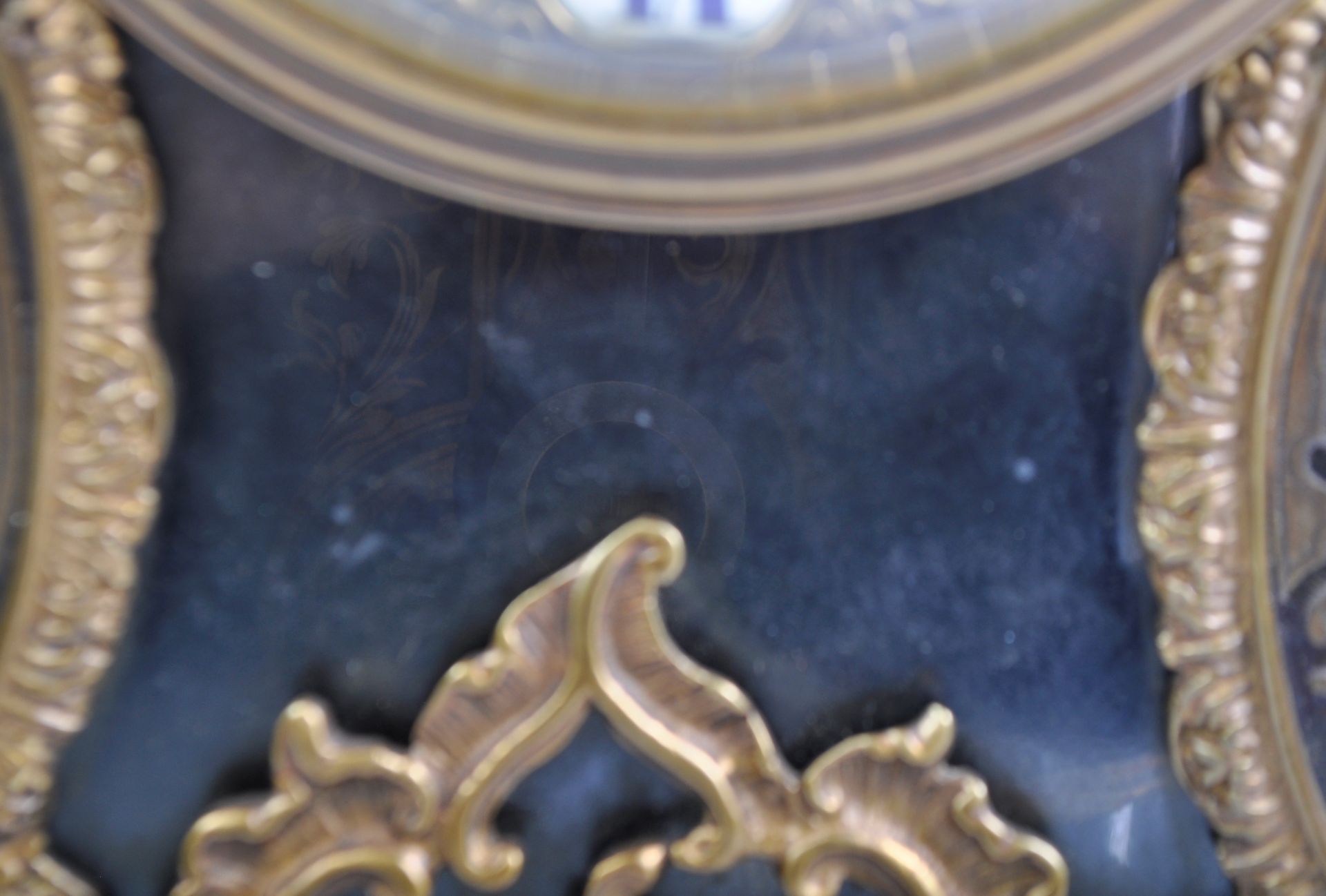 STRIKING FRENCH 19TH CENTURY BOULLE WORK TABLE CLOCK - Image 9 of 9