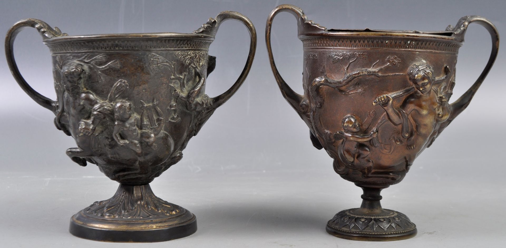 PAIR OF 19TH CENTURY ITALIAN GRAND TOUR BRONZE CHALICES