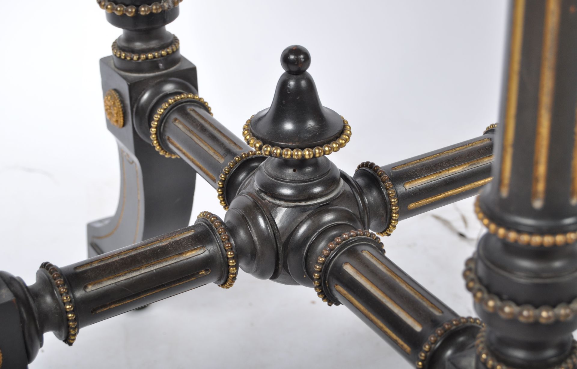 GILLOW & CO 19TH CENTURY EBONISED AND GILDED SIDE TABLE - Image 7 of 8