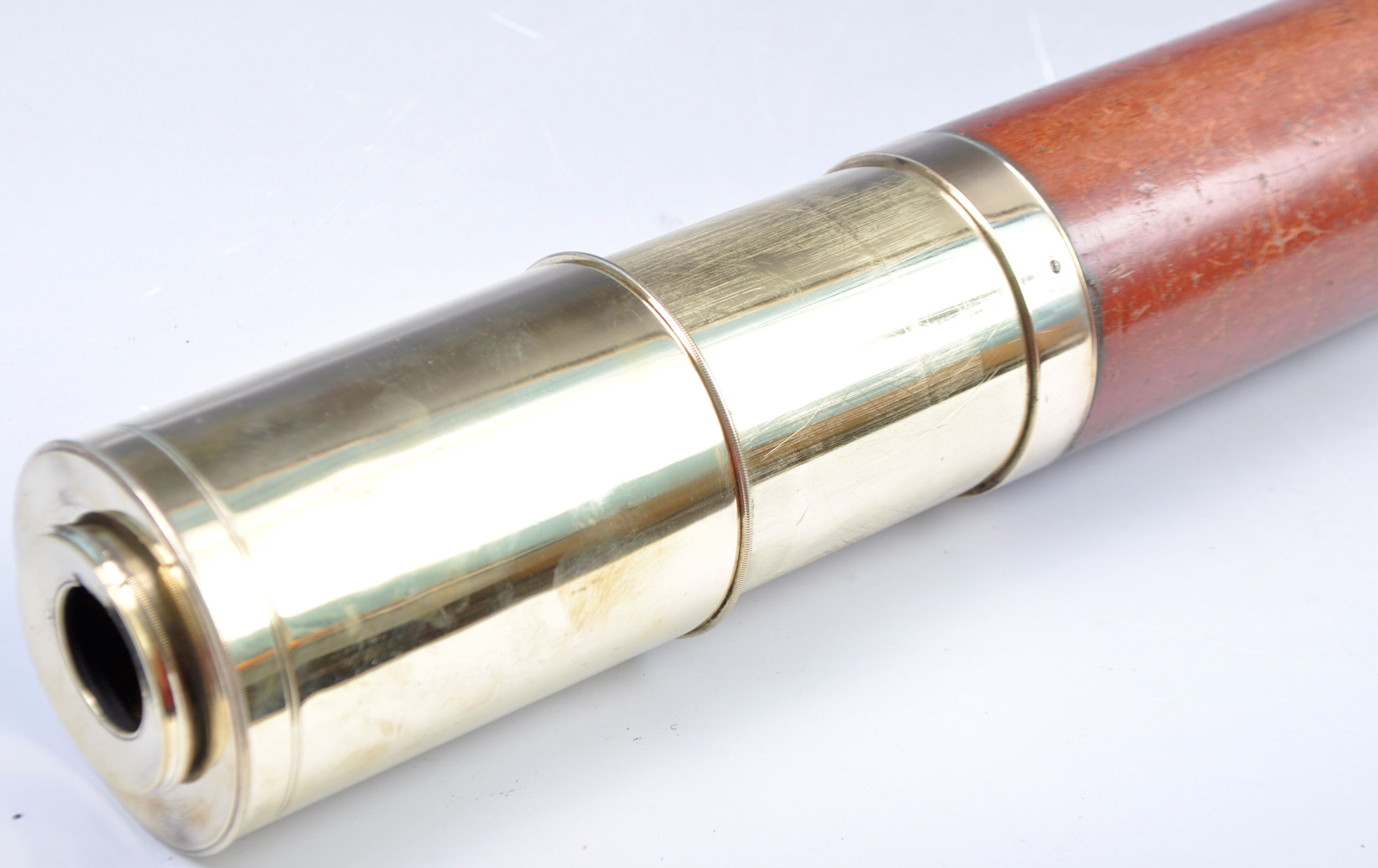 19TH CENTURY POLISHED BRASS AND MAHOGANY TELESCOPE - Image 2 of 4