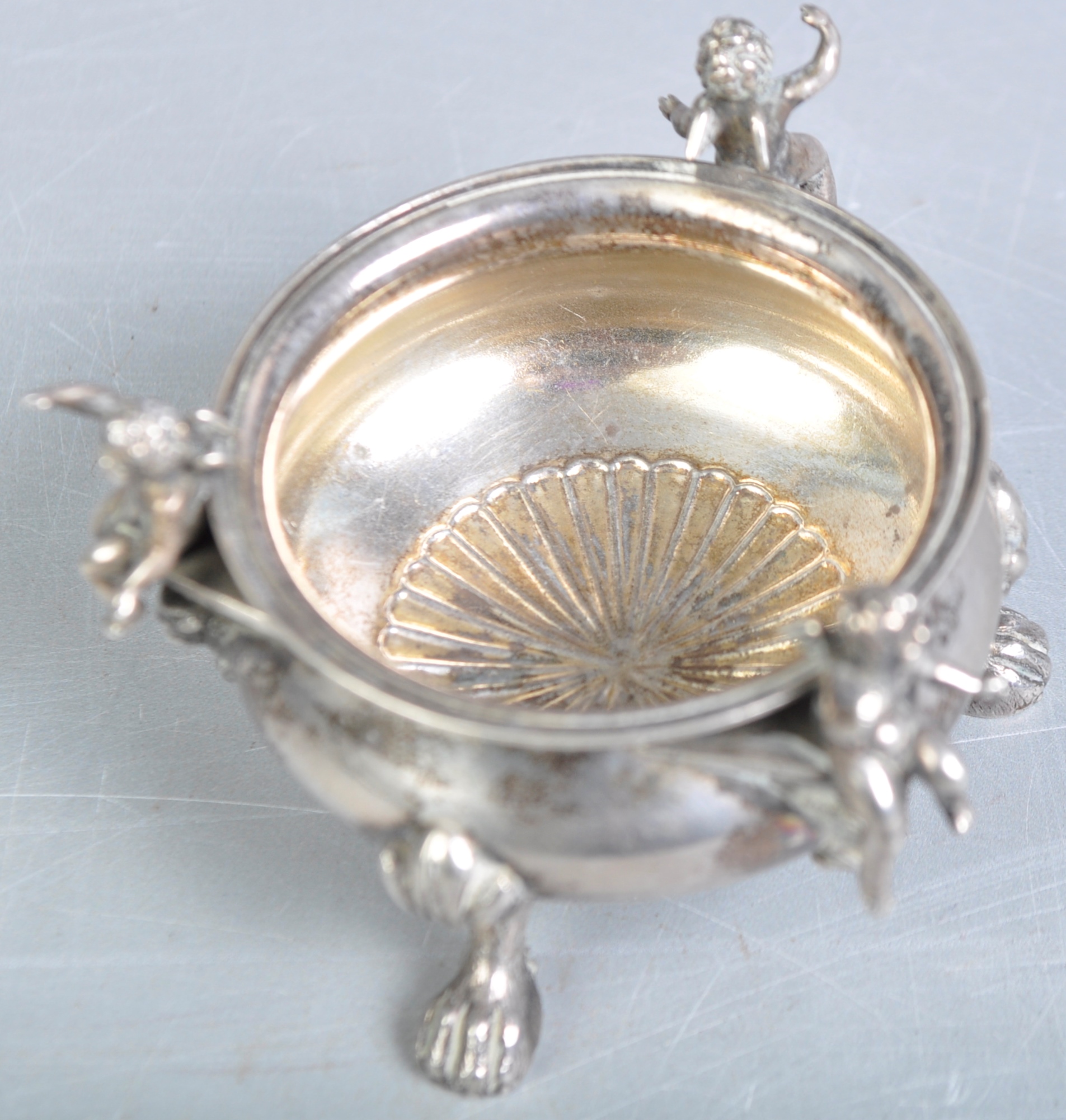 ANTIQUE ITALIAN SILVER CHERUB TABLE SALT CONDIMENT - Image 2 of 4