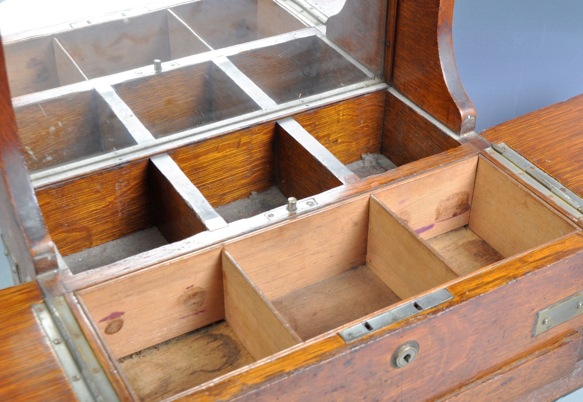 ANTIQUE 19TH CENTURY OAK DECANTER BOX TEA CADDY COMPENDIUM - Image 3 of 5