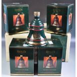 SET OF FOUR BELLS WHISKY 1992 CHRISTMAS DECANTERS