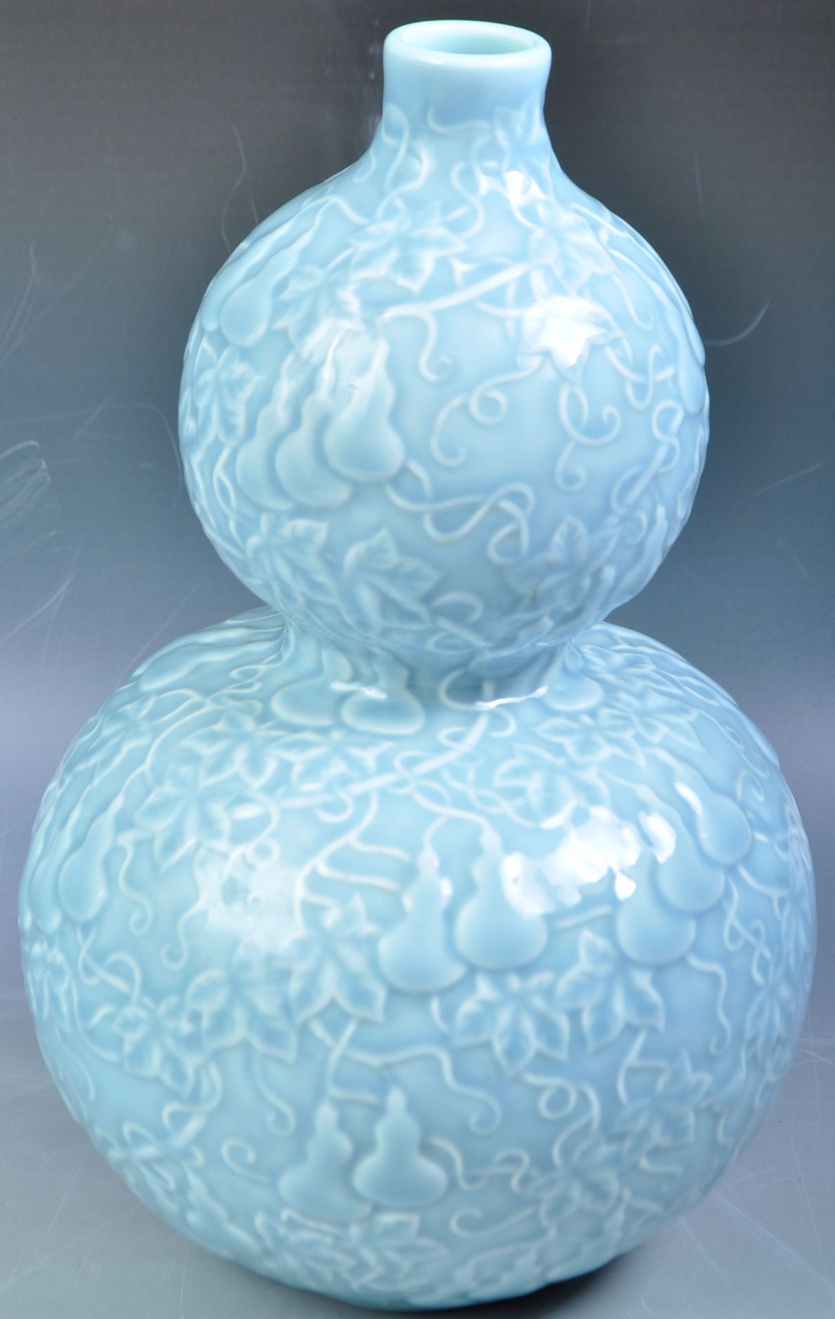 CHINESE QIANLONG MARK BLUE CELADON DOUBLE GOURD VASE - Image 3 of 4