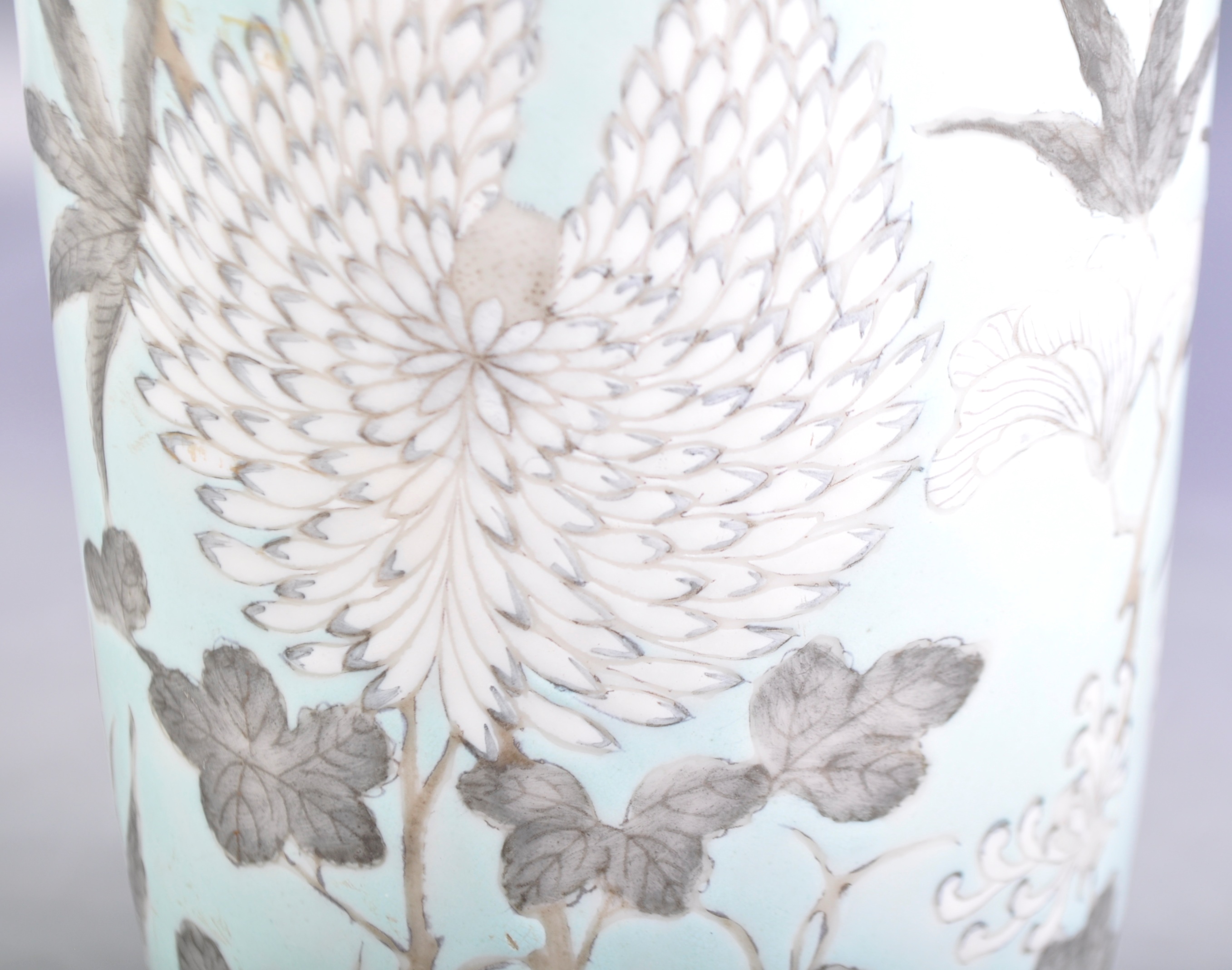 ANTIQUE 19TH CENTURY CHINESE PORCELAIN ROULEAU VASE IN TEAL - Image 5 of 7