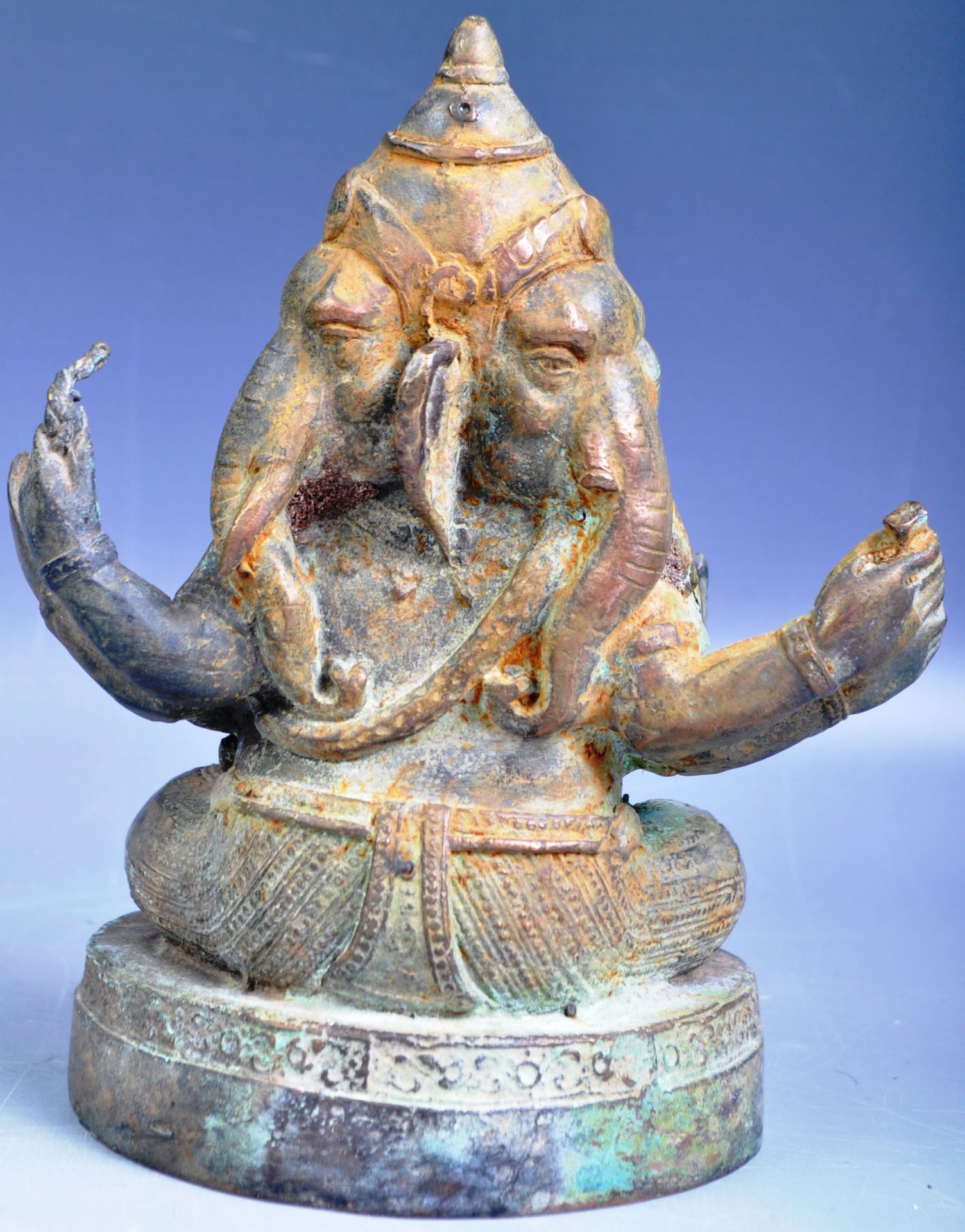 18TH / 19TH CENTURY INDIAN BRONZE OF GANESHA - Image 4 of 5