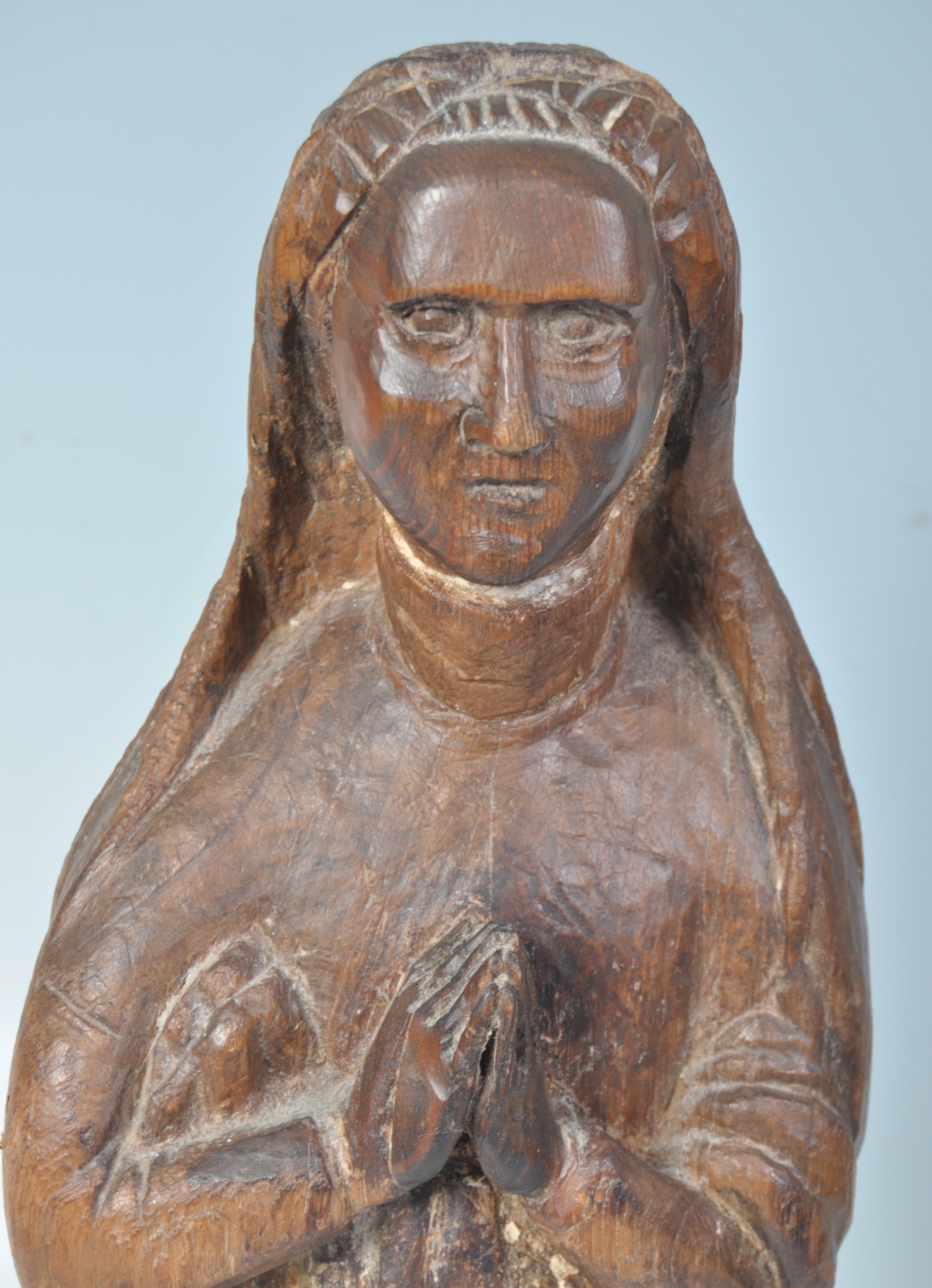 18TH CENTURY LIMEWOOD CARVING OF MARY THE MOTHER - Image 2 of 4