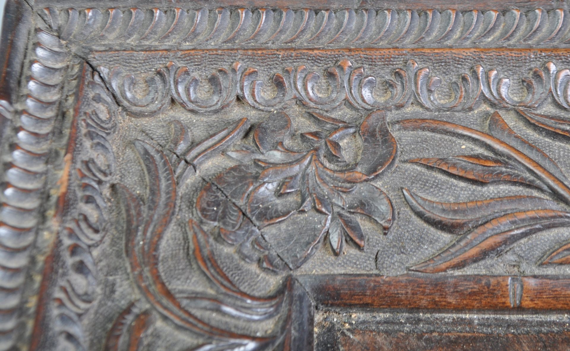 18TH CENTURY CHINESE CARVED HARDWOOD SERVING TRAY - Image 5 of 7