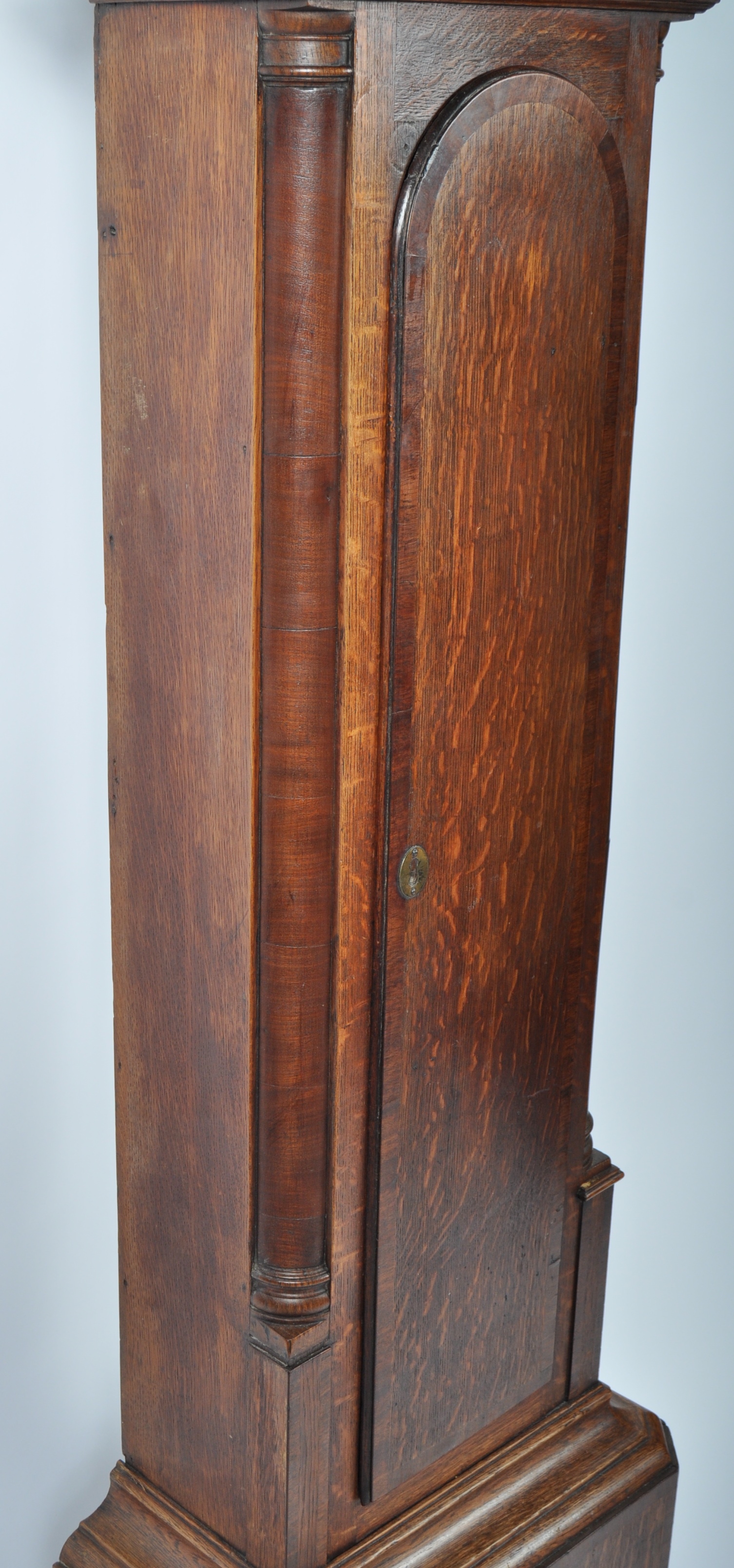 18TH CENTURY GEORGIAN PAINTED DIAL LONGCASE CLOCK - Image 11 of 19