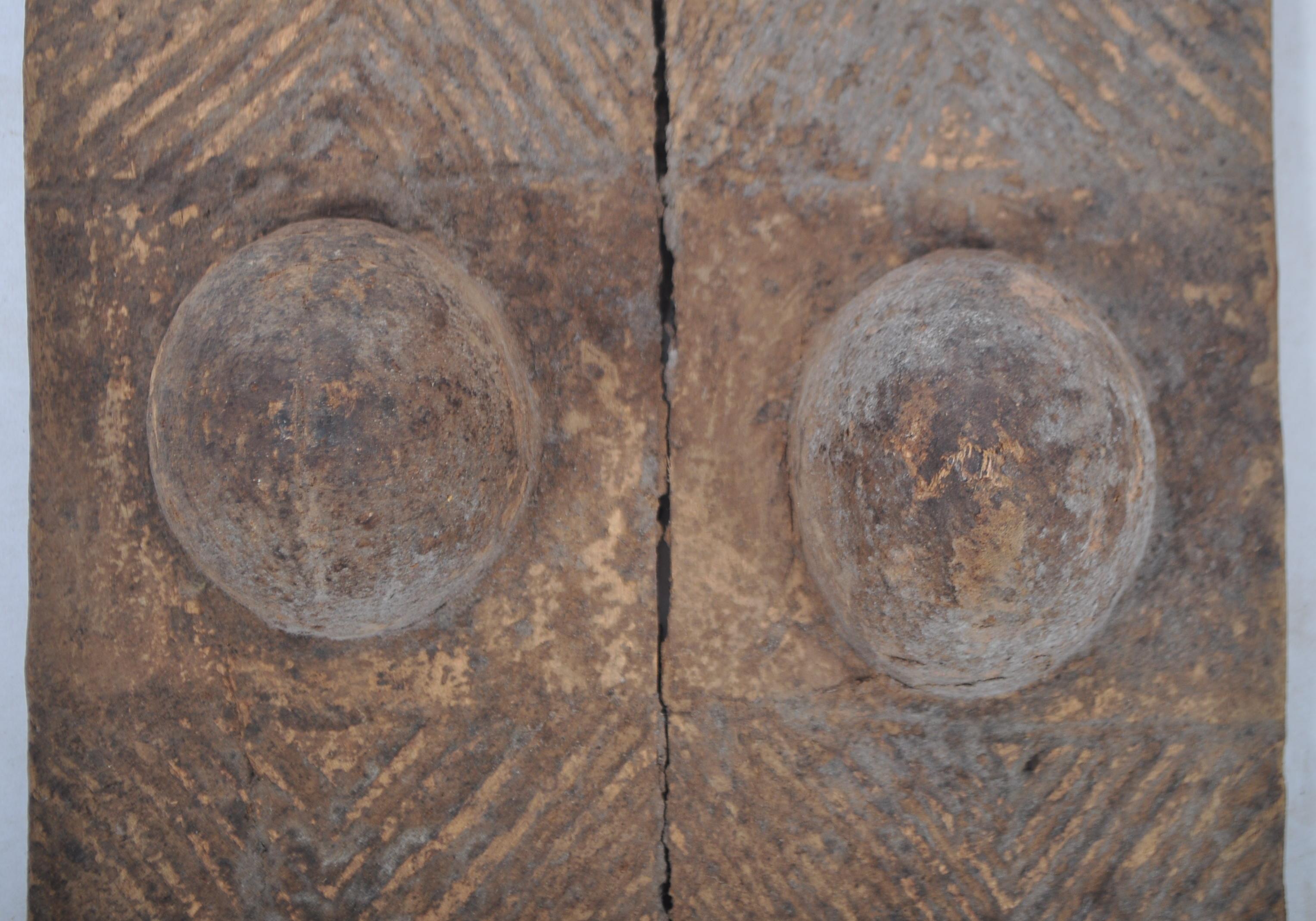 TRIBAL ANTIQUE DOGON TRIBE CARVED GRANARY DOOR - Image 2 of 3