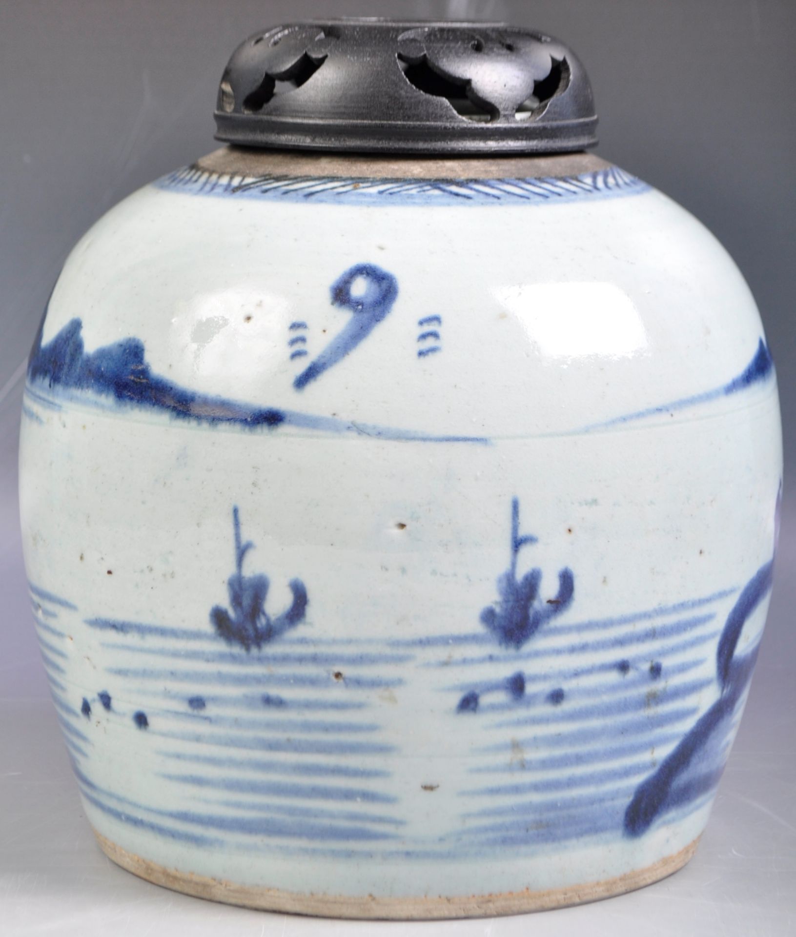 ANTIQUE CHINESE PROVINCIAL BLUE AND WHITE GINGER JAR - Bild 6 aus 6