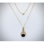 9ct Gold & Agate Swivel Pendant & Necklace Chain