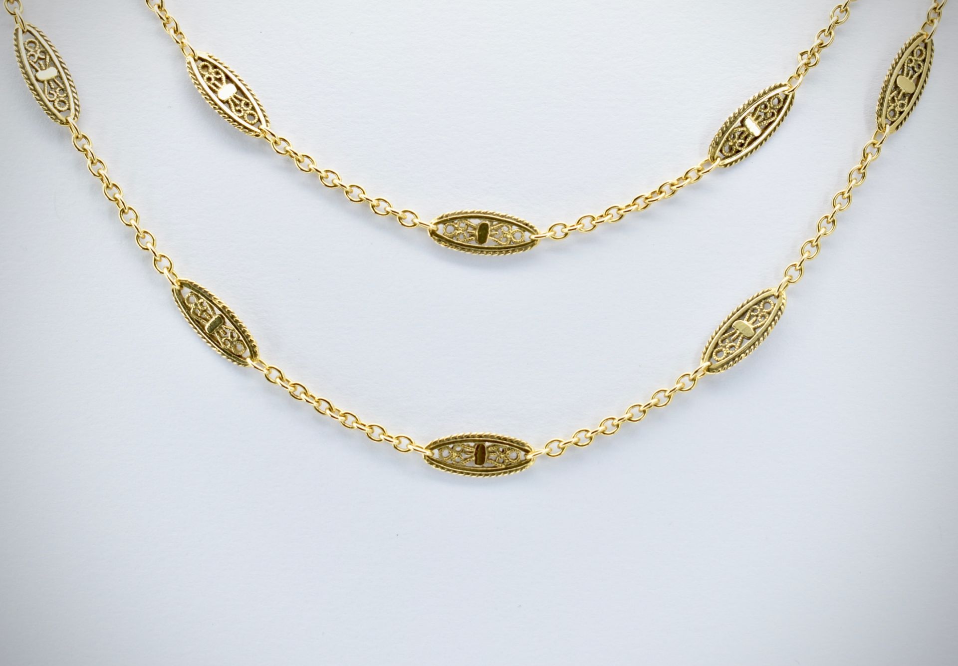 French 18ct Gold Antique Long Chain - Image 3 of 4
