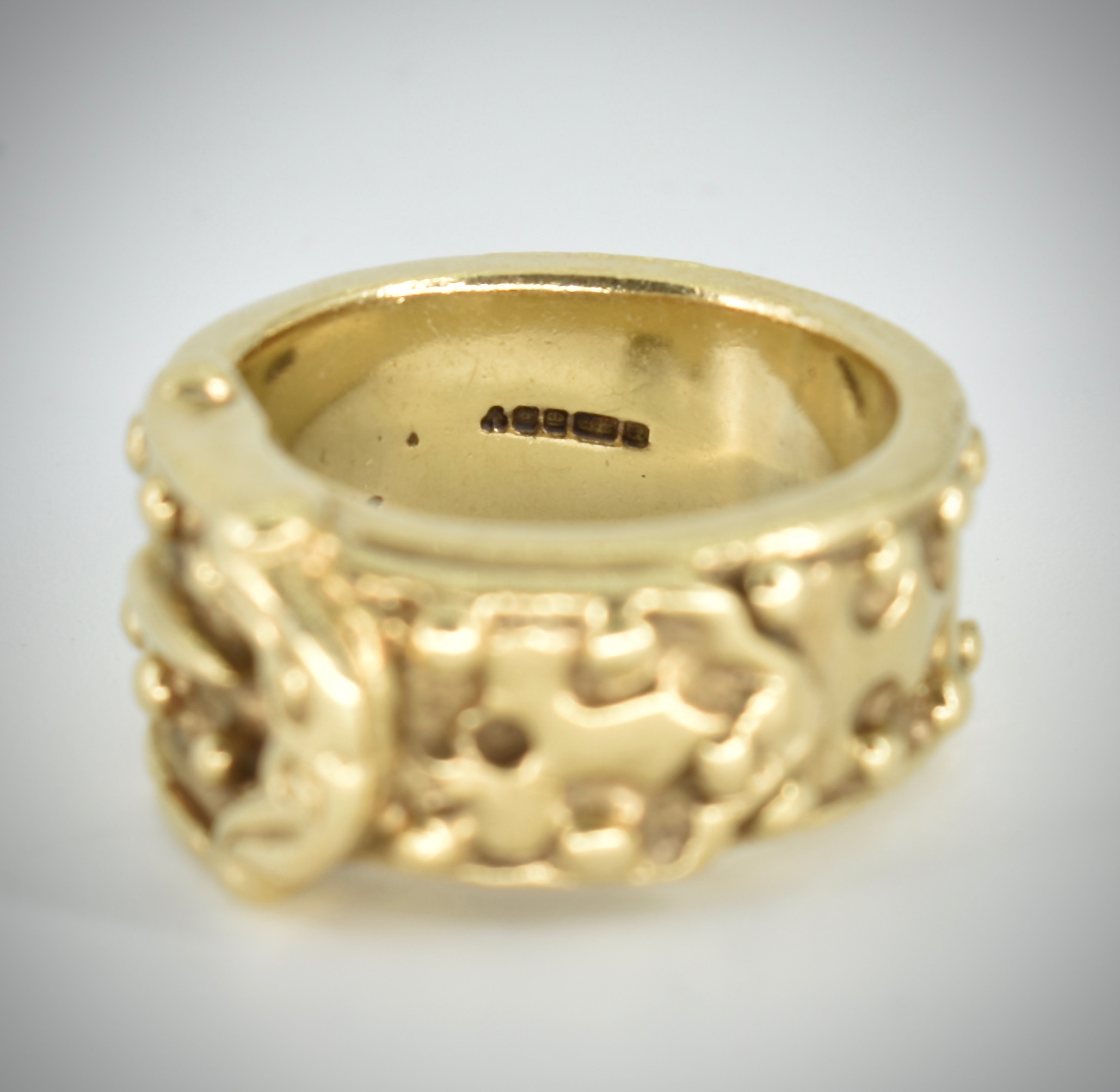 A 9ct Gold Heavy Buckle Ring Of Oversized Form - Image 4 of 4