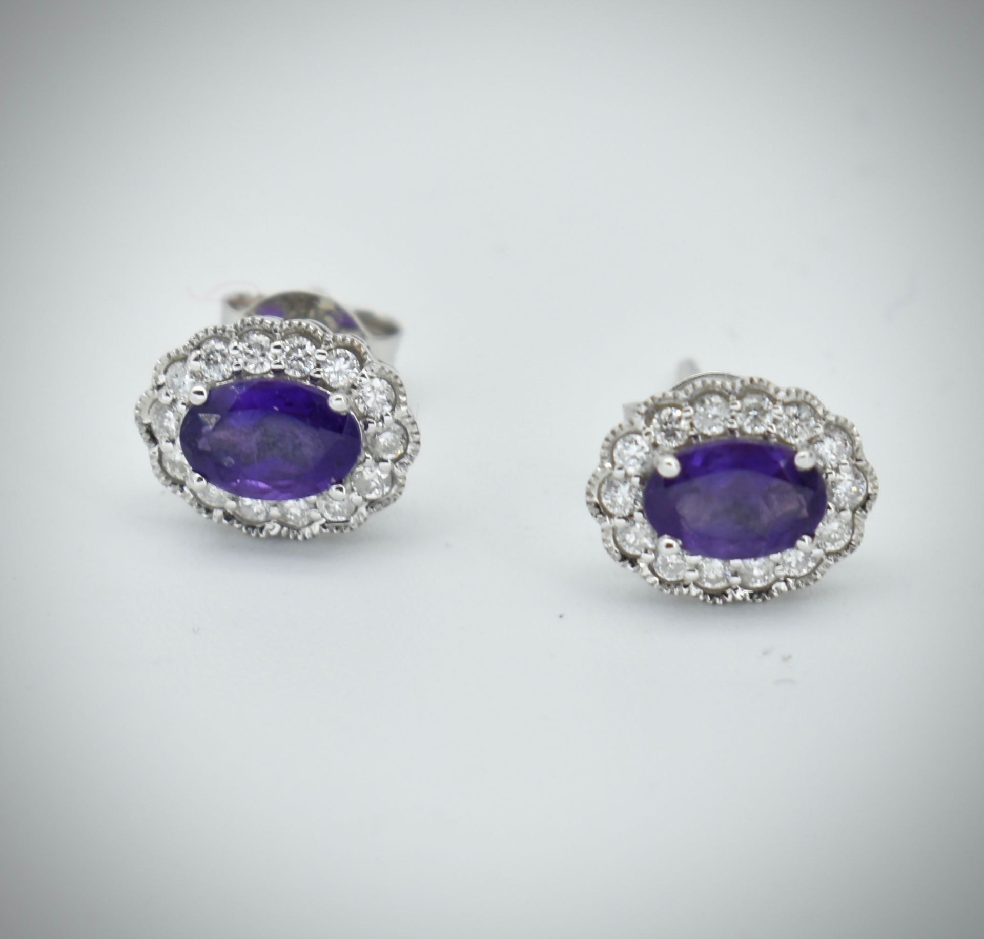 Pair of 18ct White Gold Amethyst & Diamond Cluster Earrings - Image 4 of 4