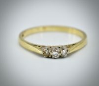 18ct Gold London Hallmarked 3 Stone Diamond Ring