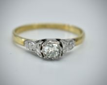 18ct Gold Platinum & Diamond Single Stone Ring