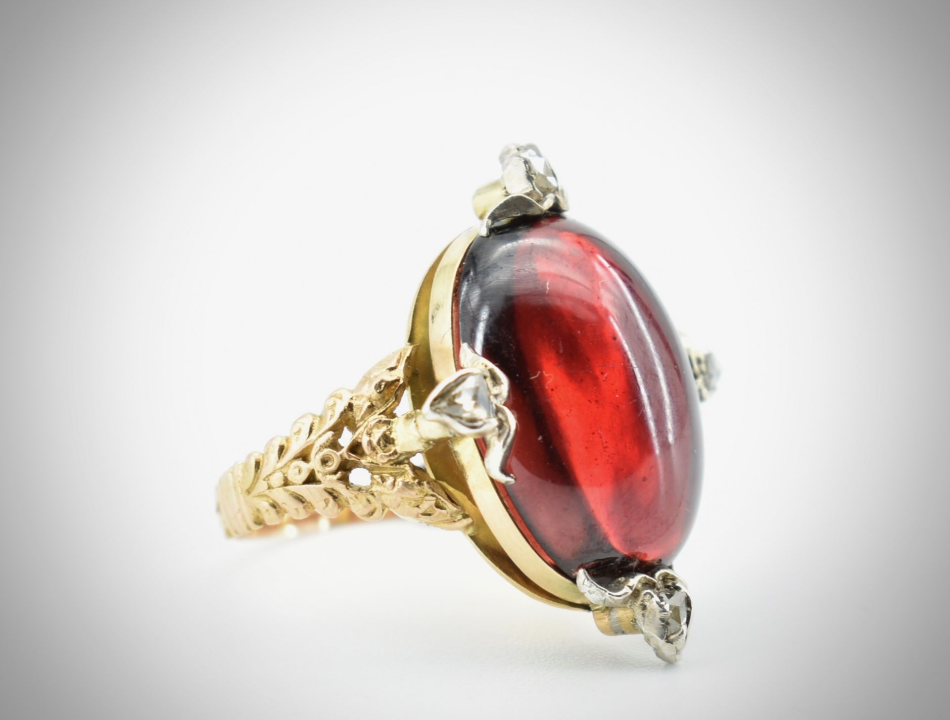 Antique Garnet & Diamond Ring.