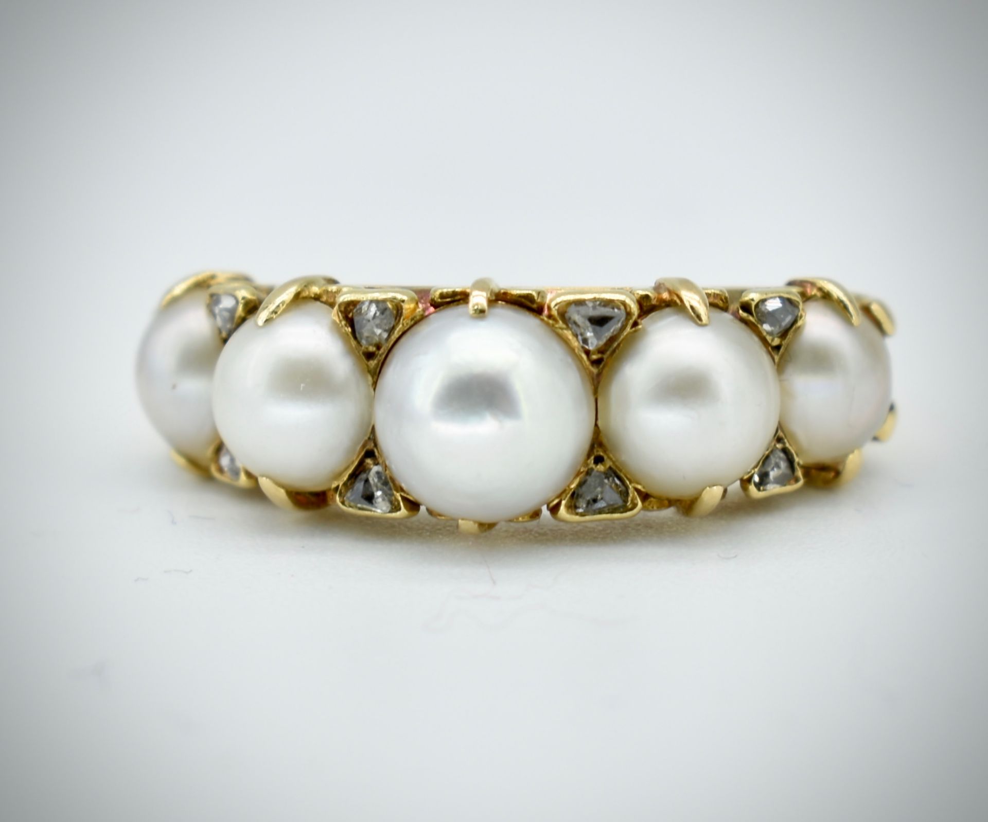 18ct Gold Pearl & Diamond Five Stone Ring