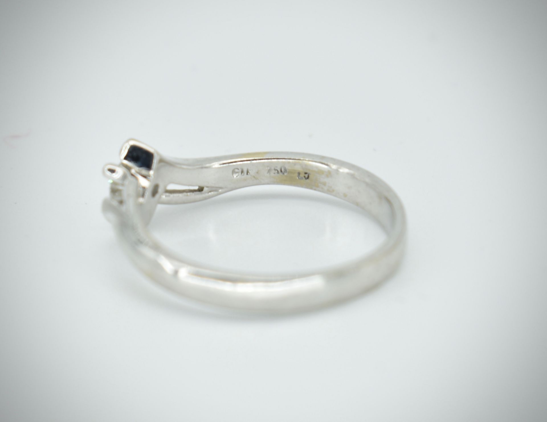 18ct White Gold & Diamond Single Stone Ring - Image 2 of 4