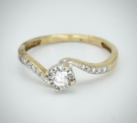 9ct Gold & Diamond Single Stone Ring