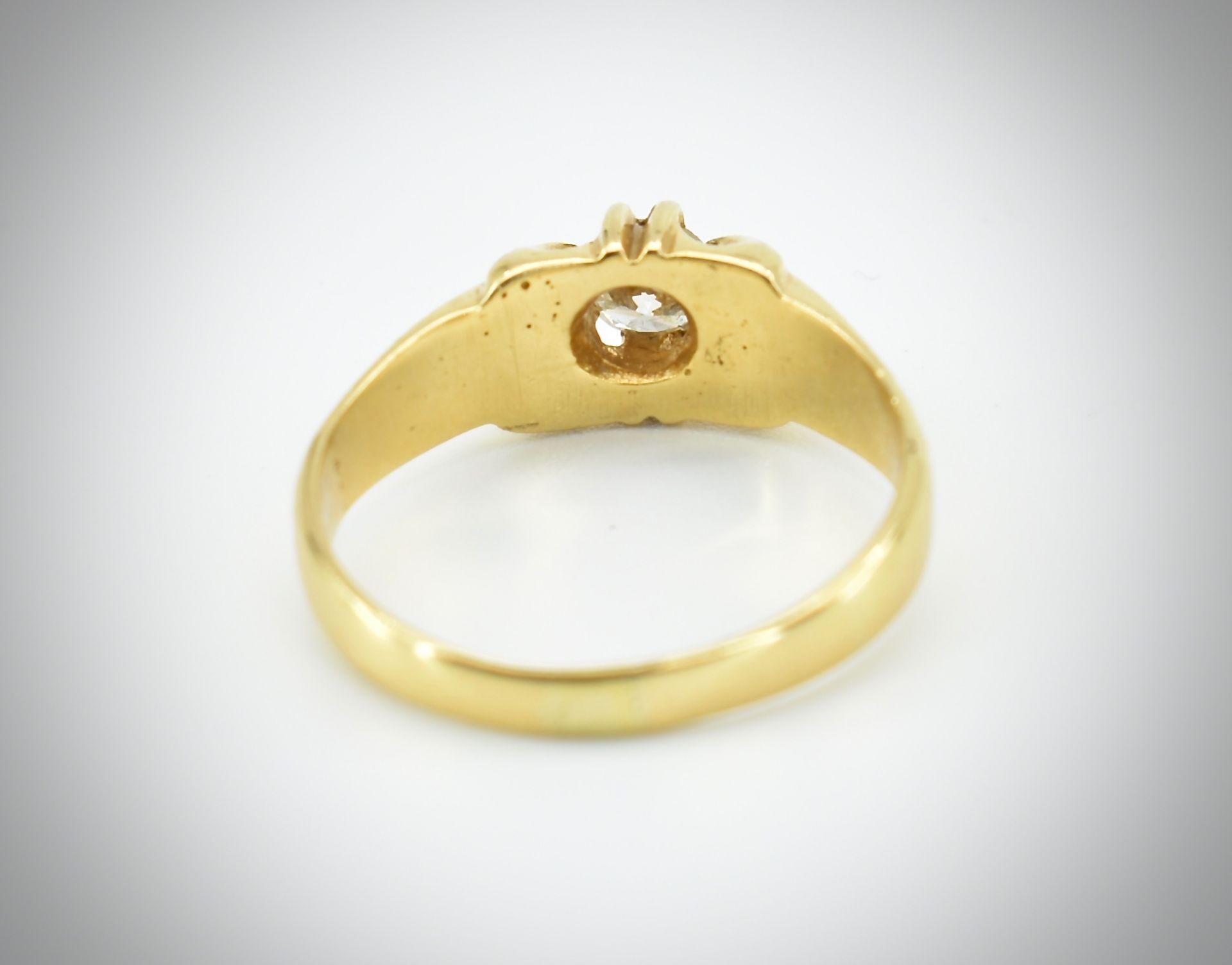 18ct Gold & Diamond Ring - Image 5 of 6