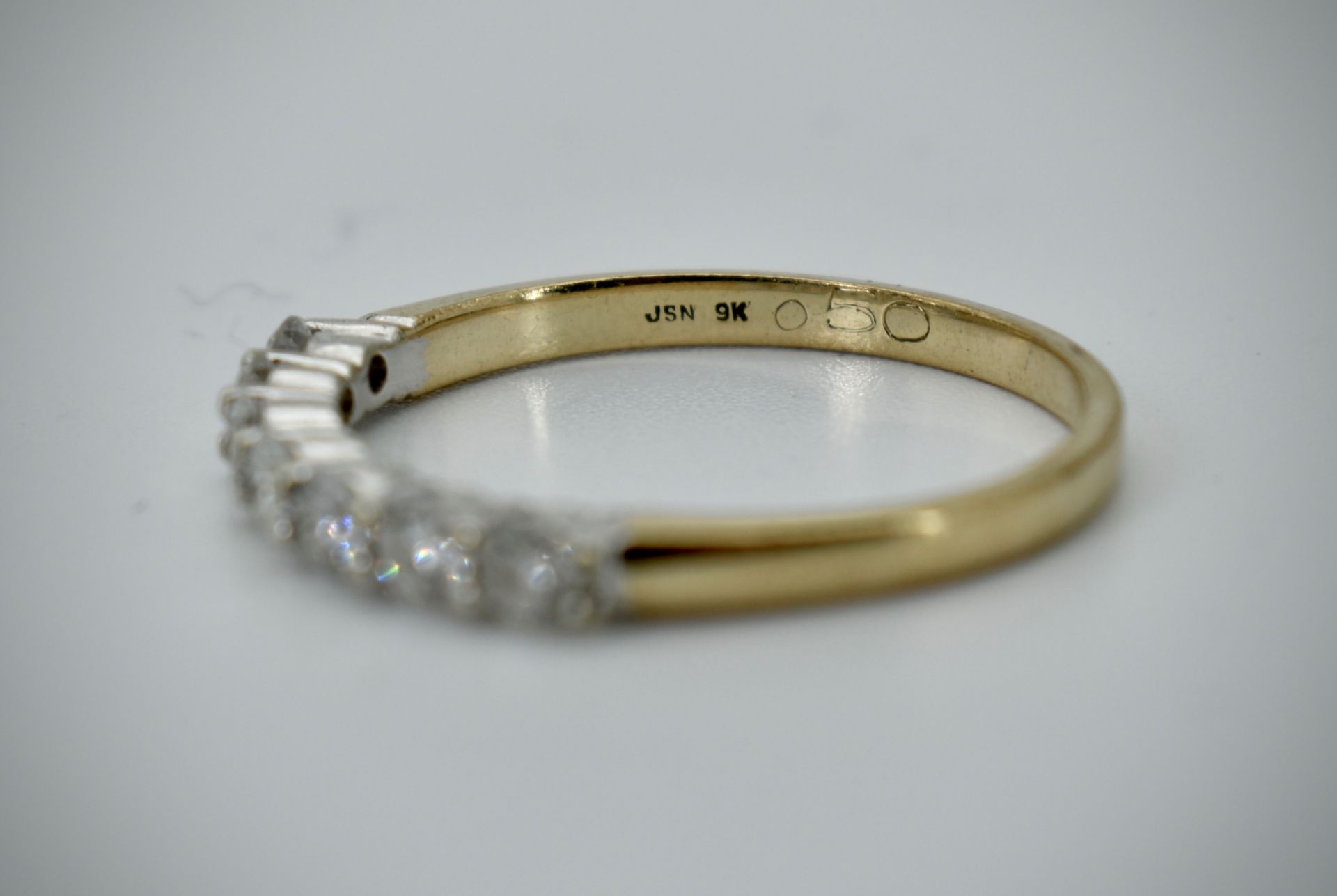 9ct Gold & Diamond Seven Stone Ring - Image 2 of 4