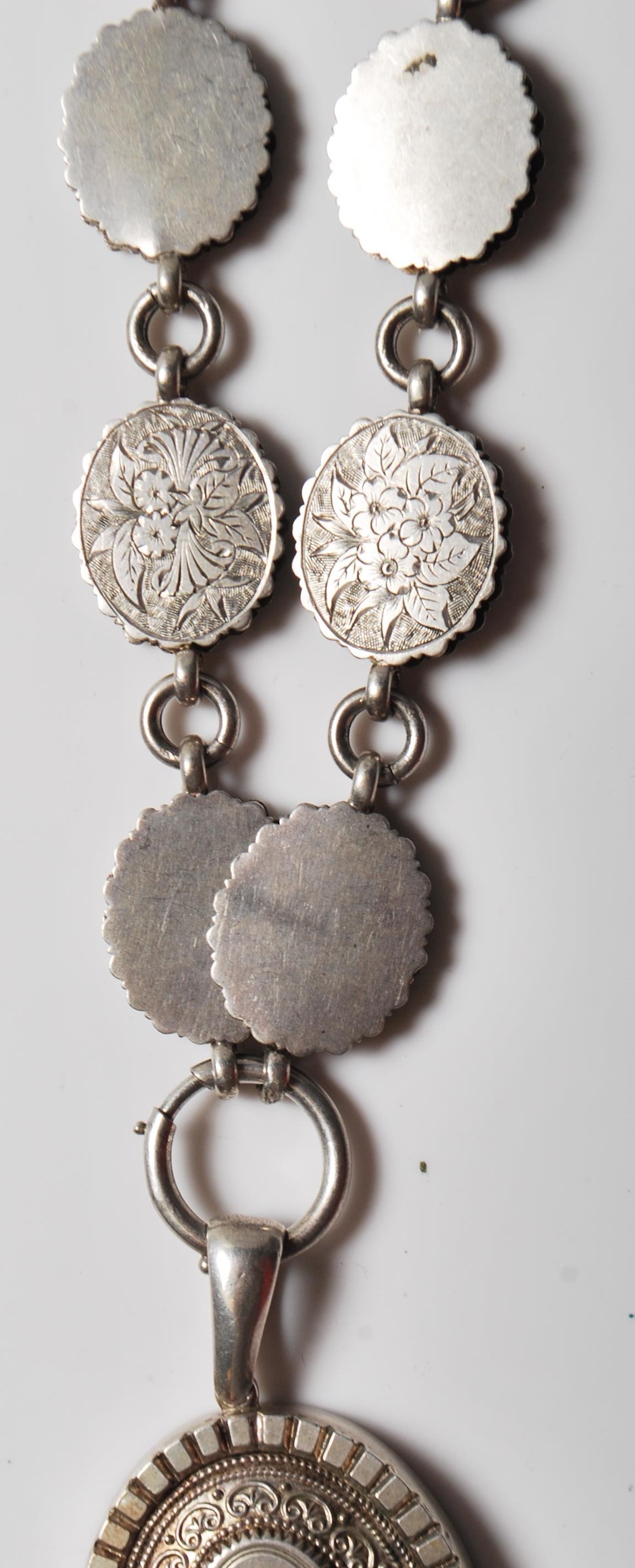 VICTORIAN SILVER COLLAR LOCKET NECKLACE - Image 3 of 7