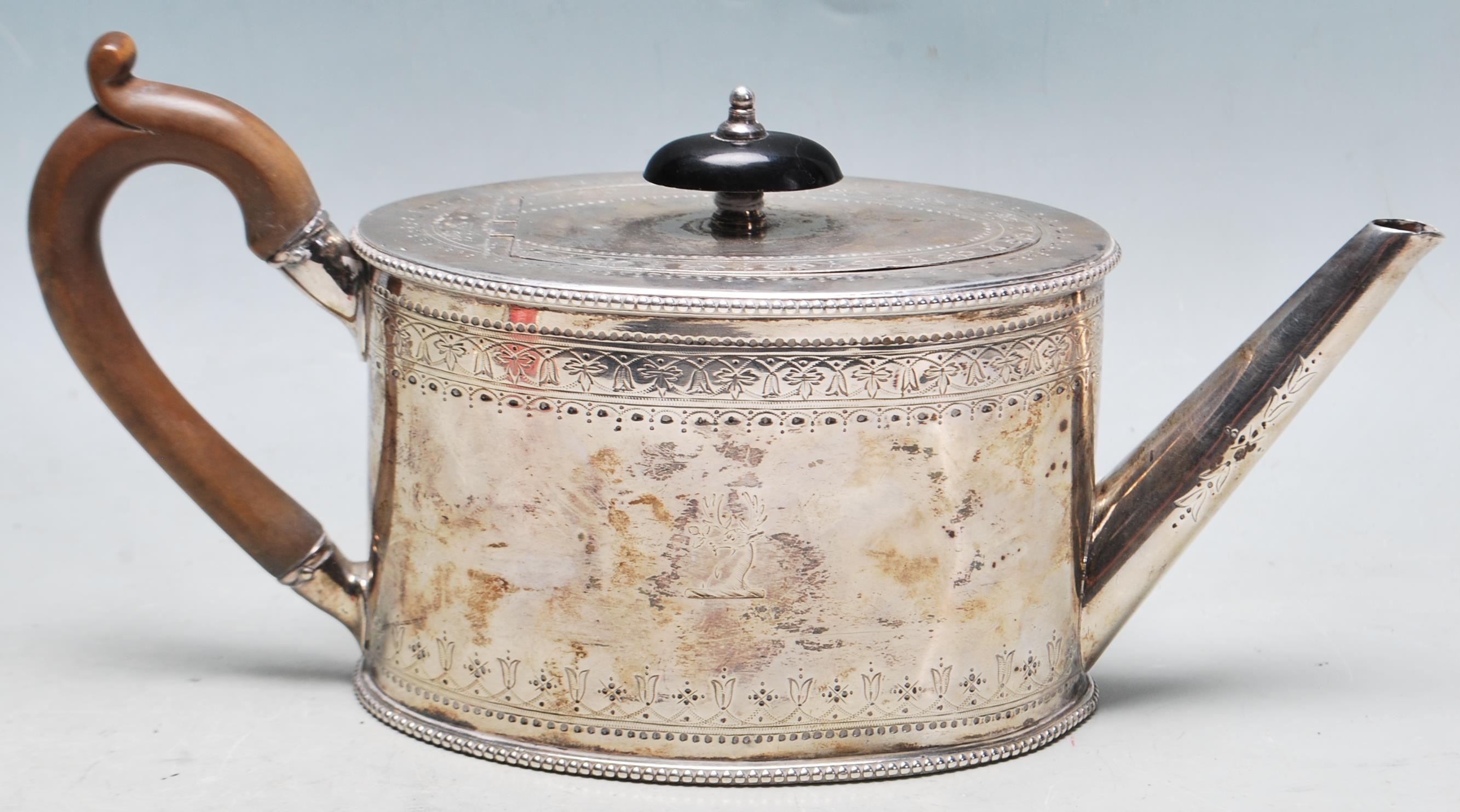 VICTORIAN ROBERT HENNELL I SILVER TEA POT - Image 5 of 7
