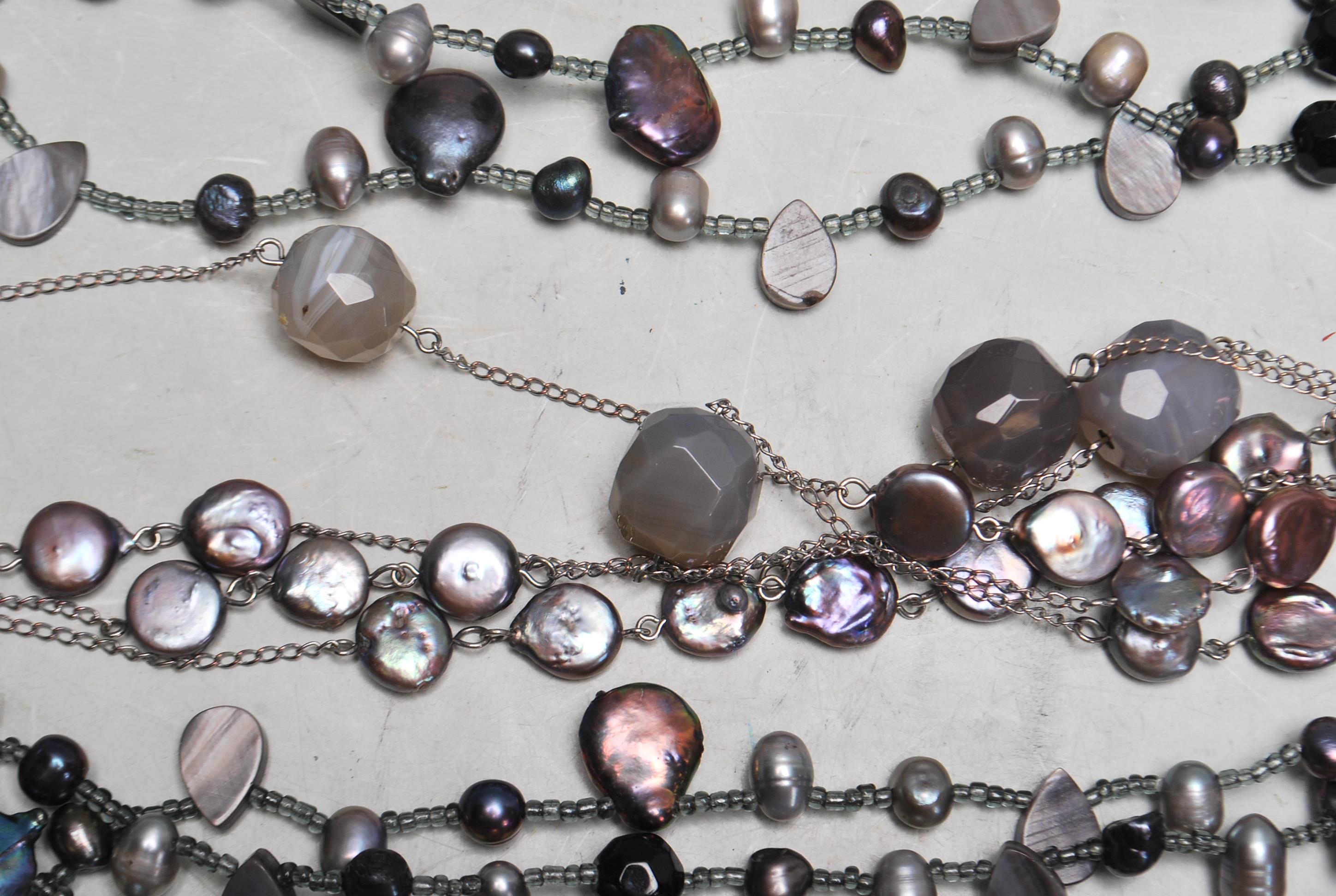 FOUR CONTEMPORARY PEARL NECKLACES - Image 3 of 5