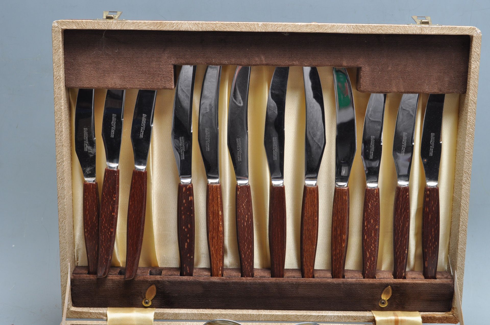 1960’S DANISH INSPIRED CANTEEN CUTLERY BY GLOSSWOOD - Image 2 of 6