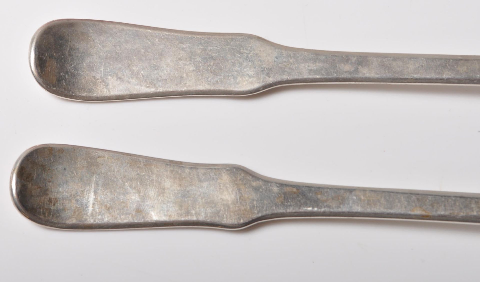 PAIR OF GEORGIANNATHIEL GILLET SCOTTISH SILVER FORKS - Bild 3 aus 4