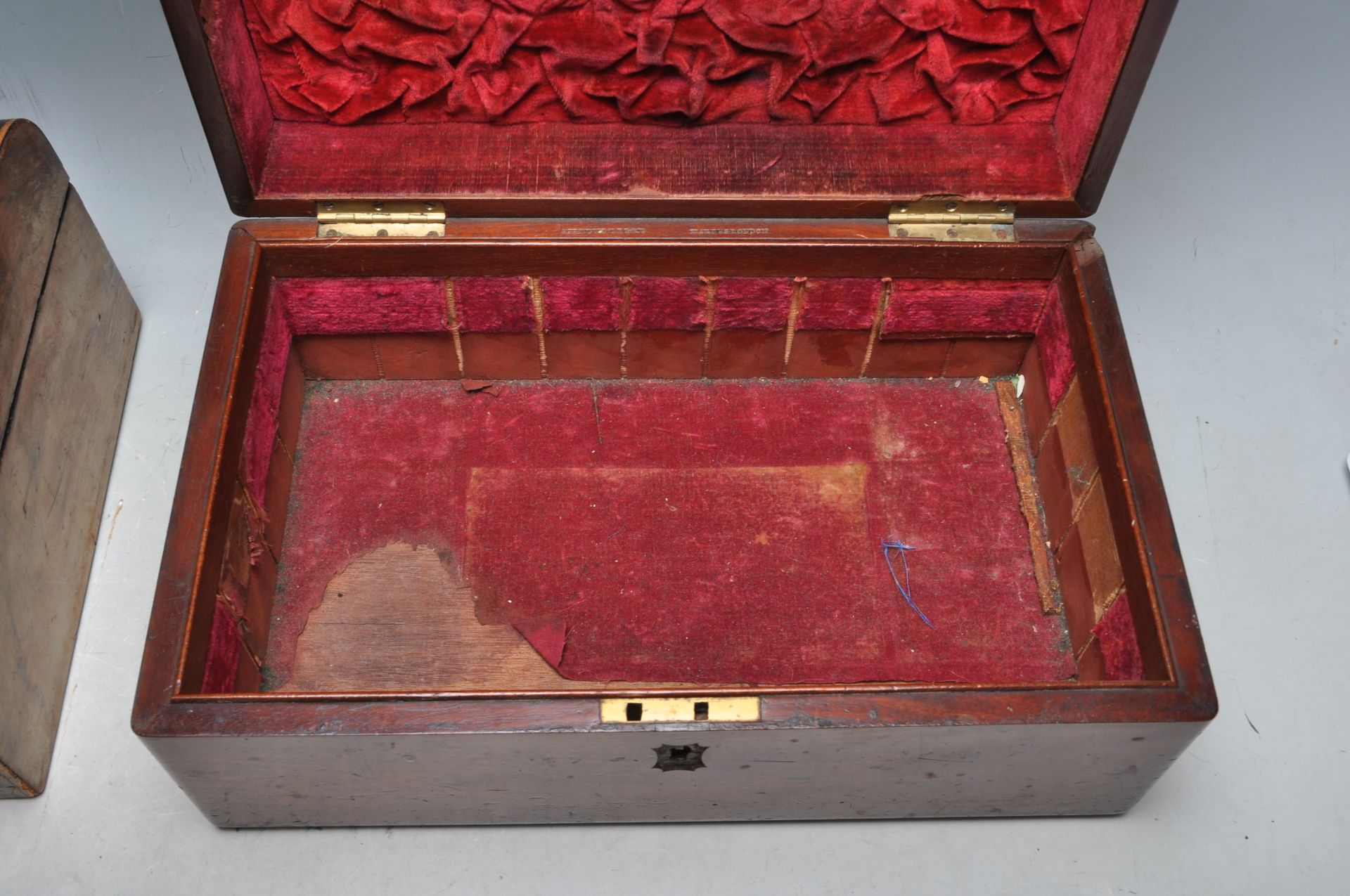 TWO ANTIQUE JEWELLERY BOXES - Image 8 of 8