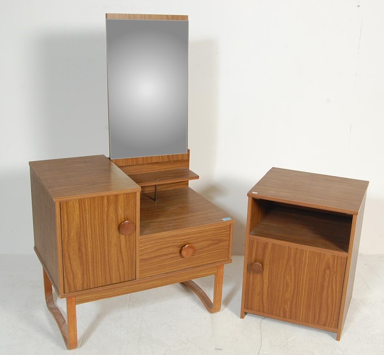 1970’S TEAK WOOD VENEER DRESSING TABLE AND CHEST OF DRAWERS - Image 2 of 9