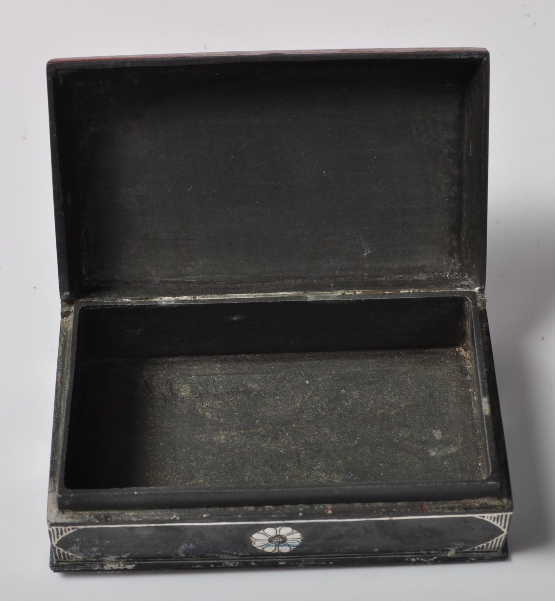 COLLECTION OF EARLY 20TH CENTURY VESTA CASES - Bild 5 aus 9