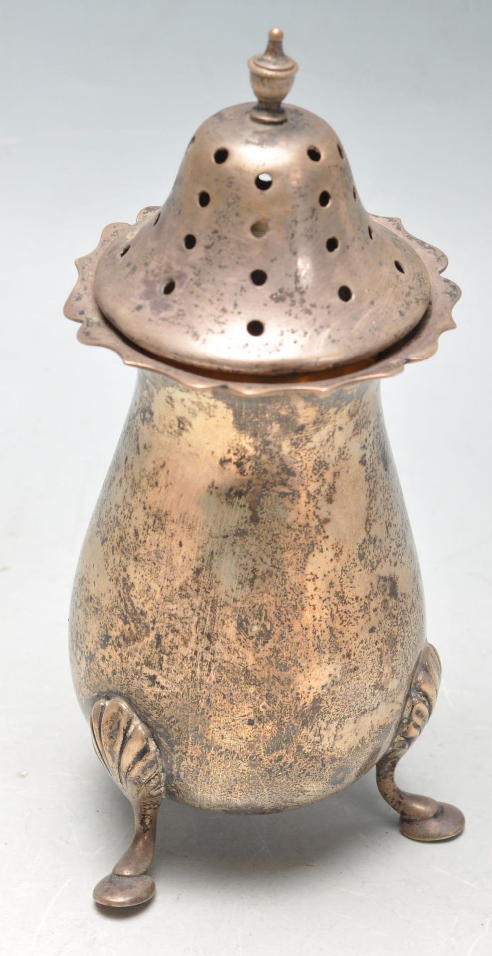 1920'S JOSEPH GLOSTER SILVER SUGAR SHAKER - Bild 2 aus 7