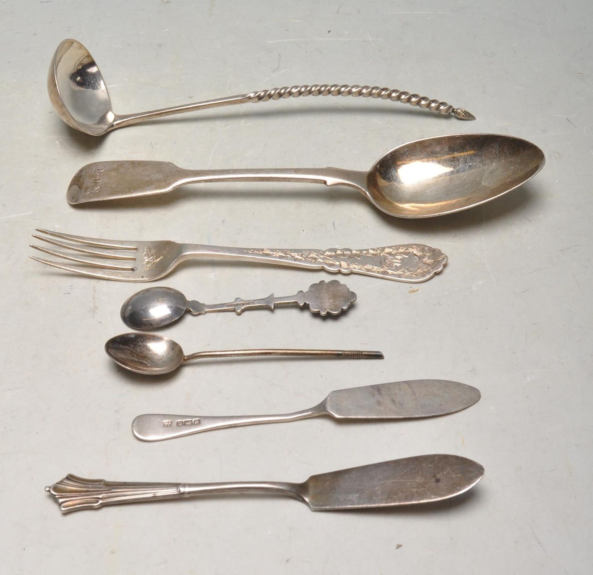 GROUP OF ANTQUE AND LATER SILVER FLATWARE