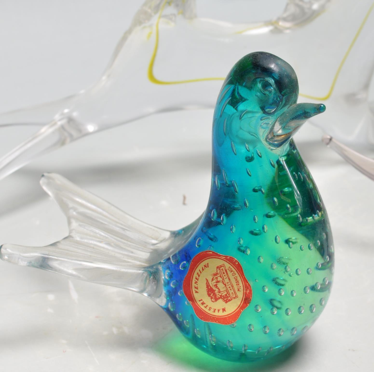 COLLECTION OF 20TH CENTURY STUDIO ART GLASS ORNAMENTS TO INCLUDE MURANO AND MILLEFIORI. - Image 4 of 5