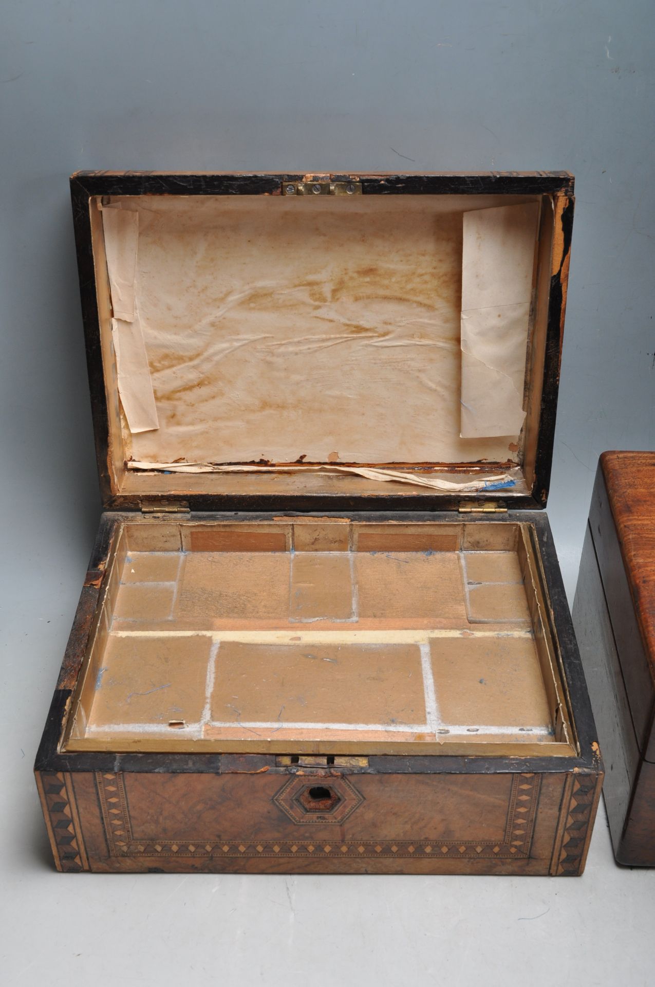 TWO ANTIQUE JEWELLERY BOXES - Image 4 of 8