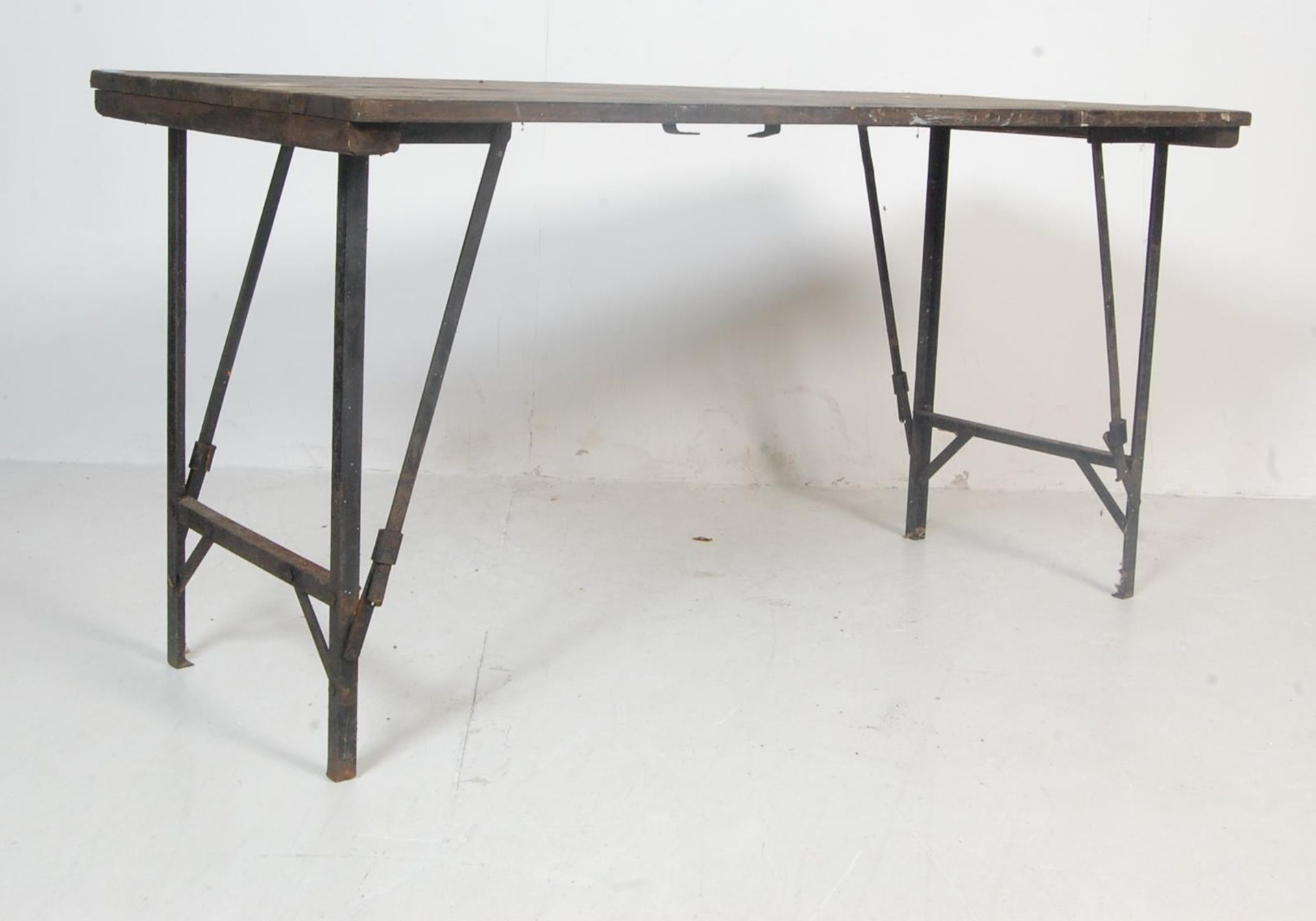 1940’S WWII GEORGE VI TRESTLE TABLE / FOLDING TABLE