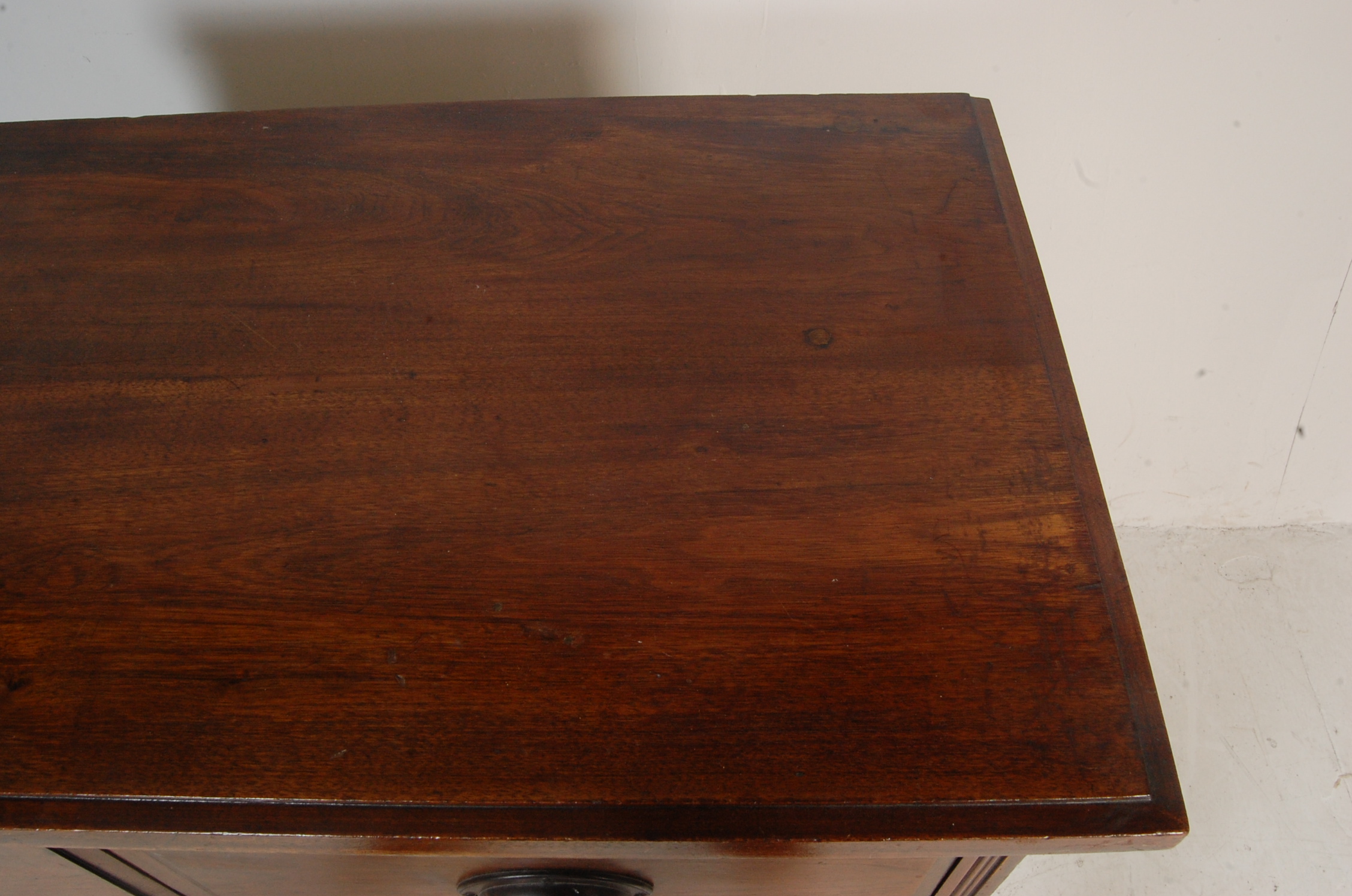 EDWARDIAN MAHOGANY COTTAGE 2 OVER 2 CHEST OF DRAWERS - Image 6 of 9