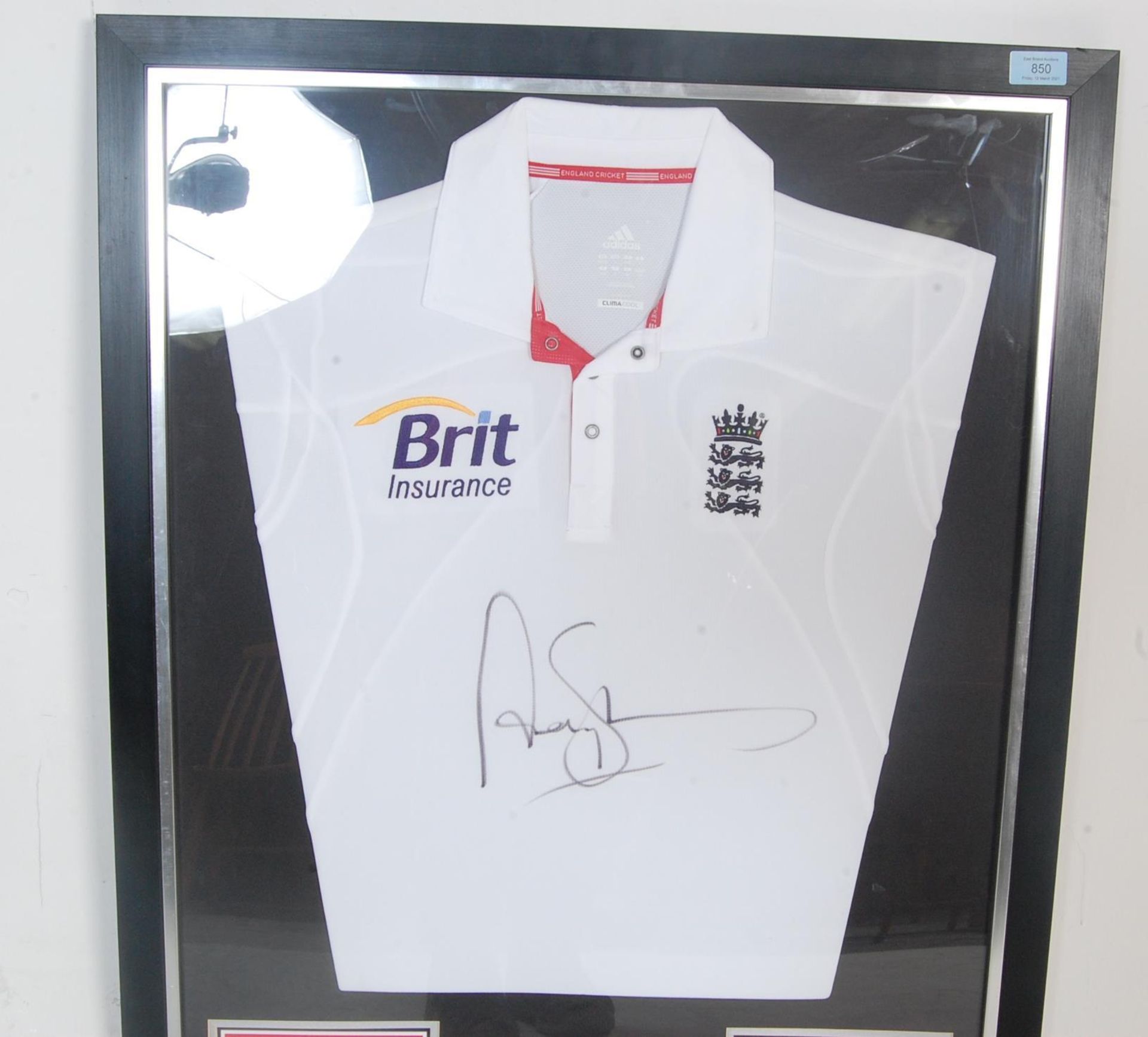 ANDREW STRAUSS CRICKET SIGNED SHIRT - Bild 2 aus 7