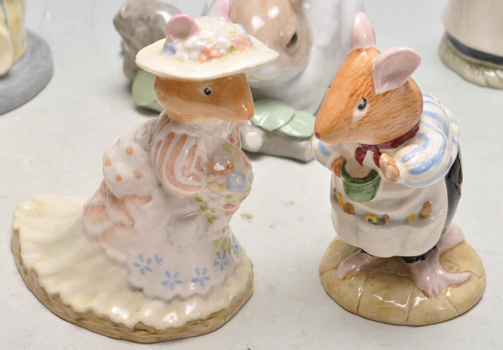 COLLECTION OF ROYAL DOULTON BRAMBLY HEDGE, BORDER ARTS & LLADRO CERMAIC FIGURINES - Bild 3 aus 12