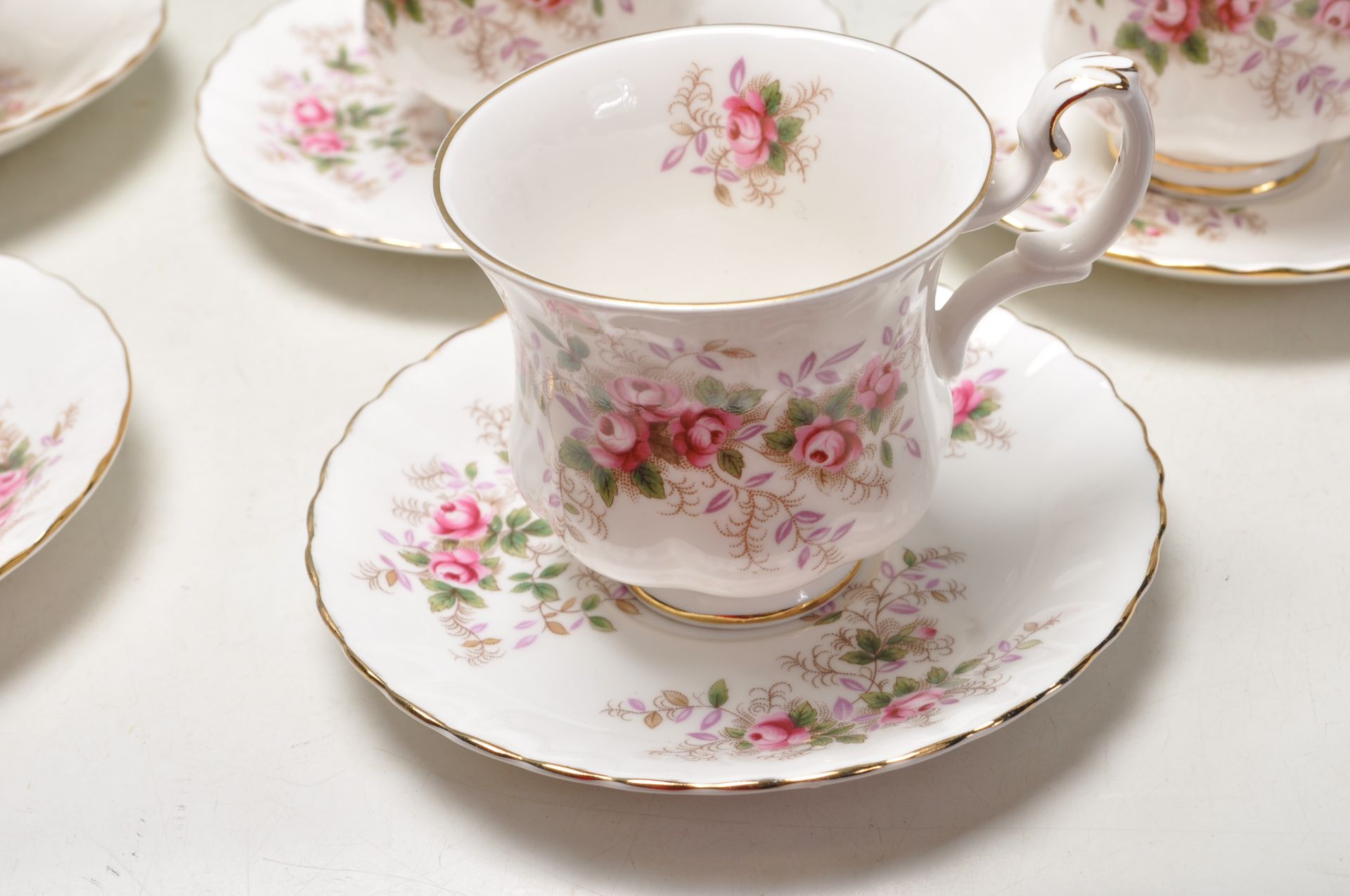 47 PIECES ROYAL ALBERT LAVENDER ROSE PATTERN TEA S - Bild 11 aus 13