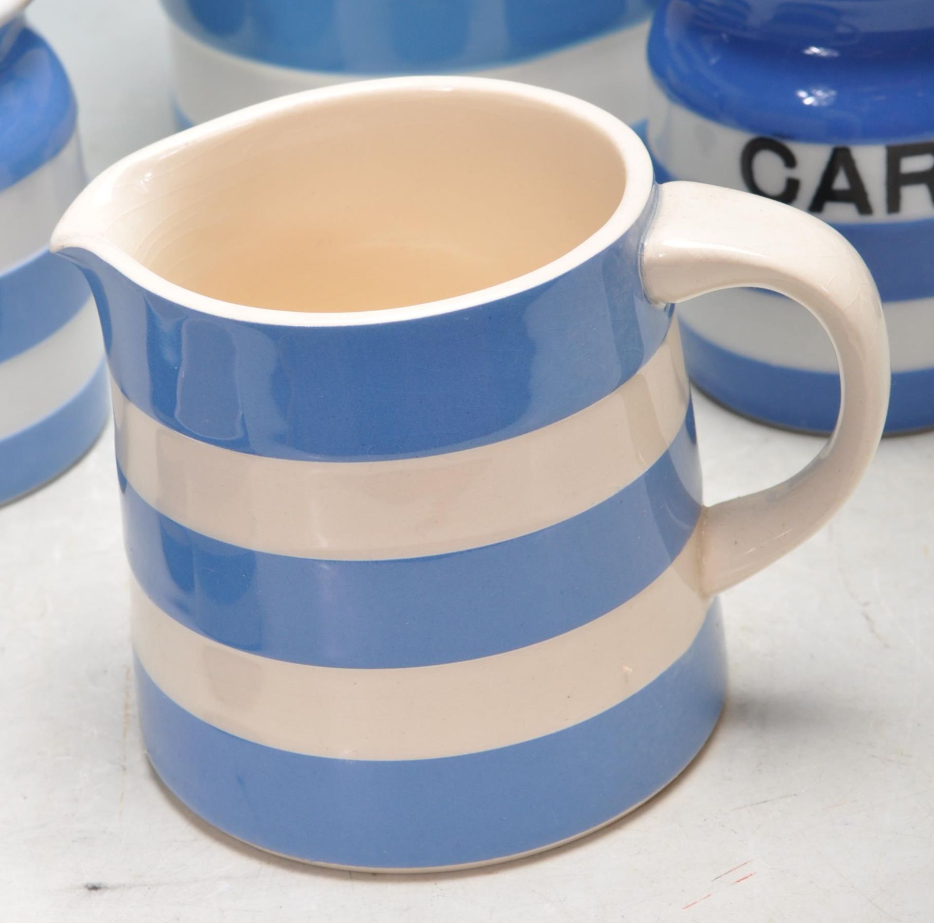 COLLECTION OF BLUE AND WHITE KITCHEN CERAMIC WARES BY TG GREEN, GREEN & CO LTD, LEONARDO HOME - Bild 4 aus 10