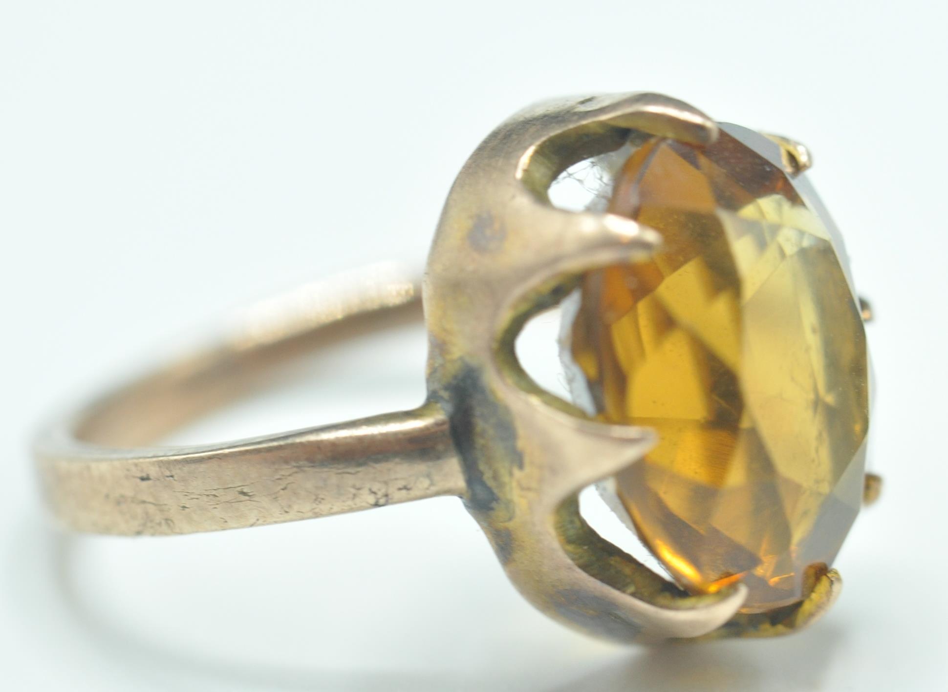 TWO 9CT GOLD RINGS INCLUDING CITRINE AND CAMEO - Image 2 of 5
